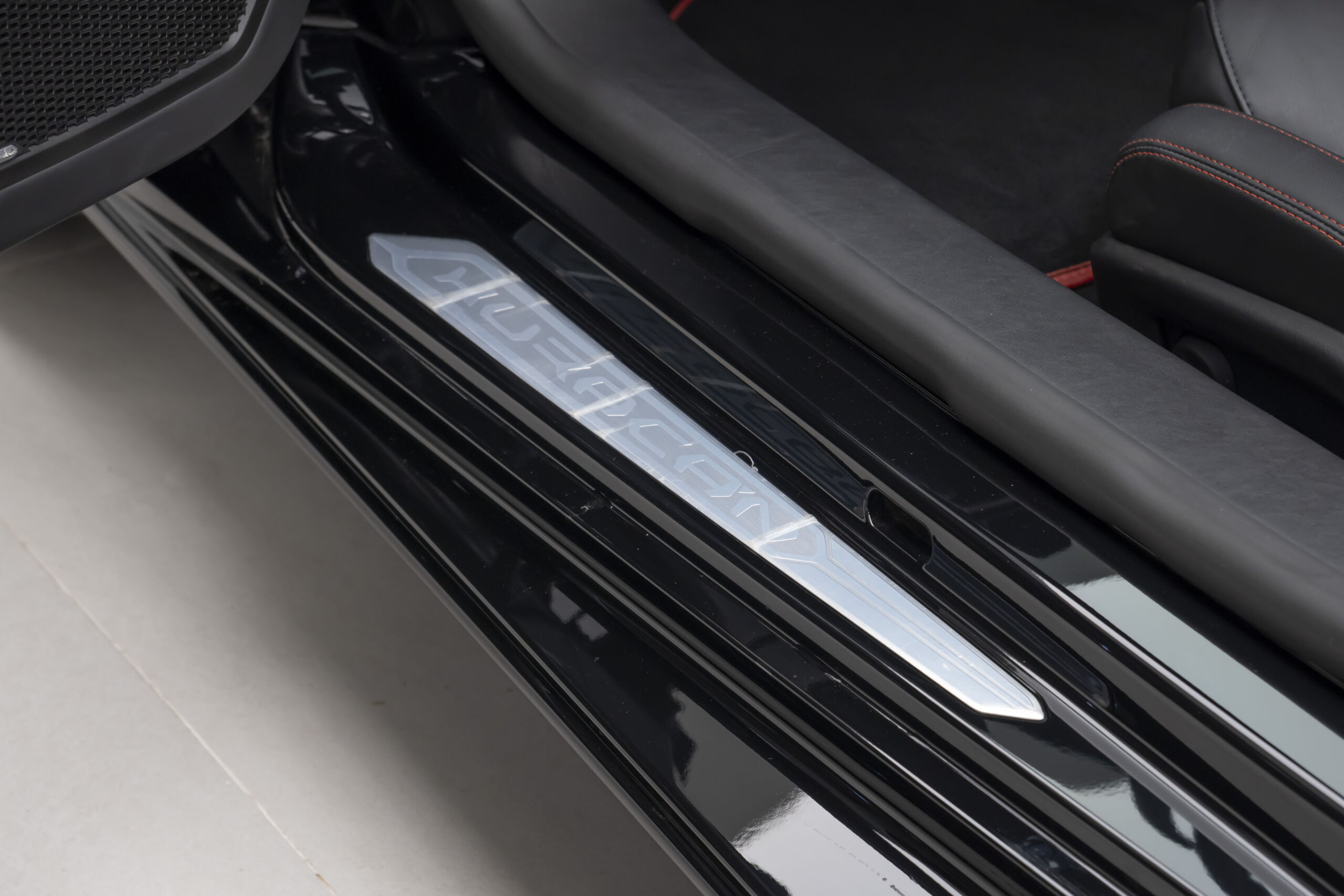 
								2023 Lamborghini Huracan EVO Spyder full									