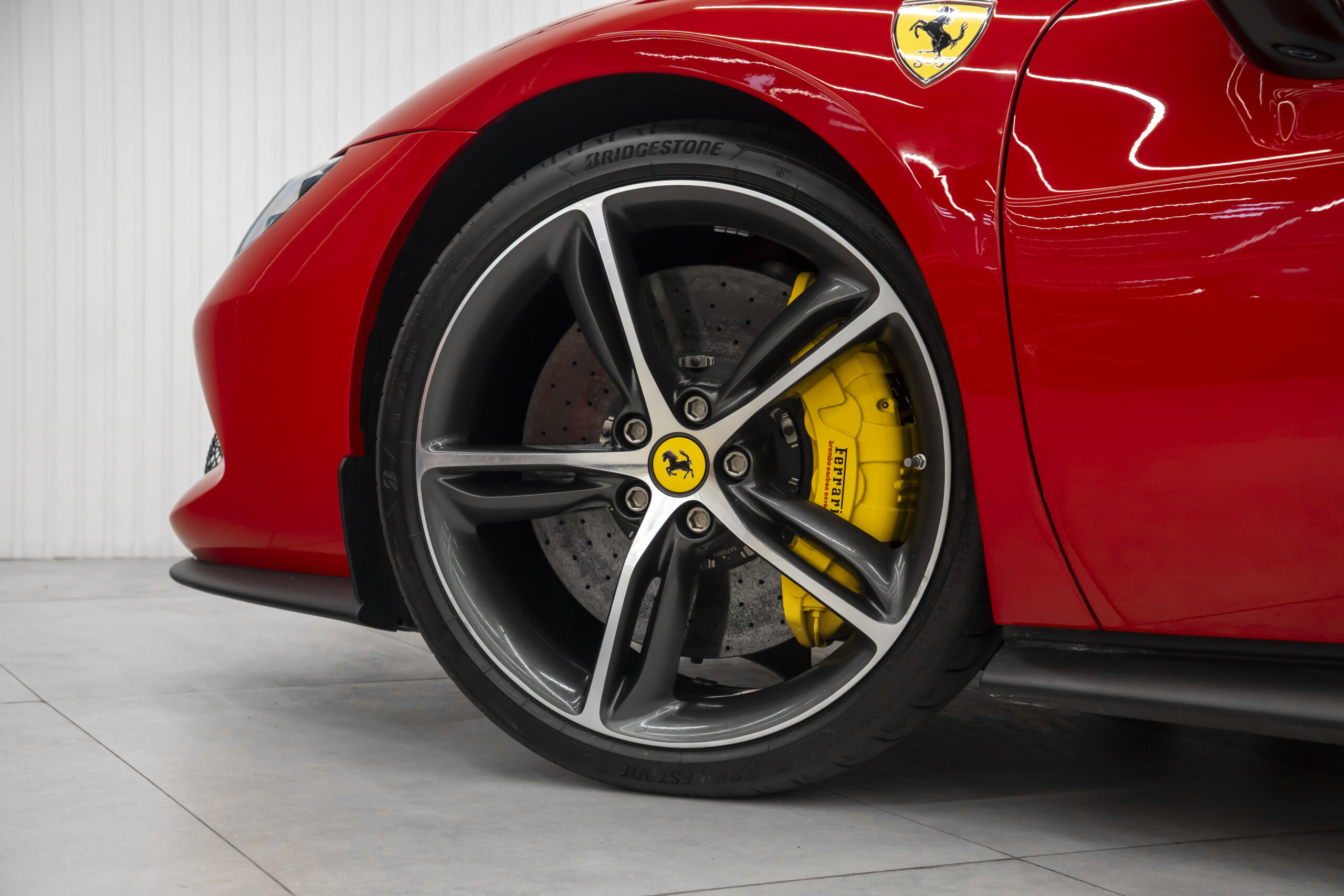 
								2023 Ferrari 296 GTS full									