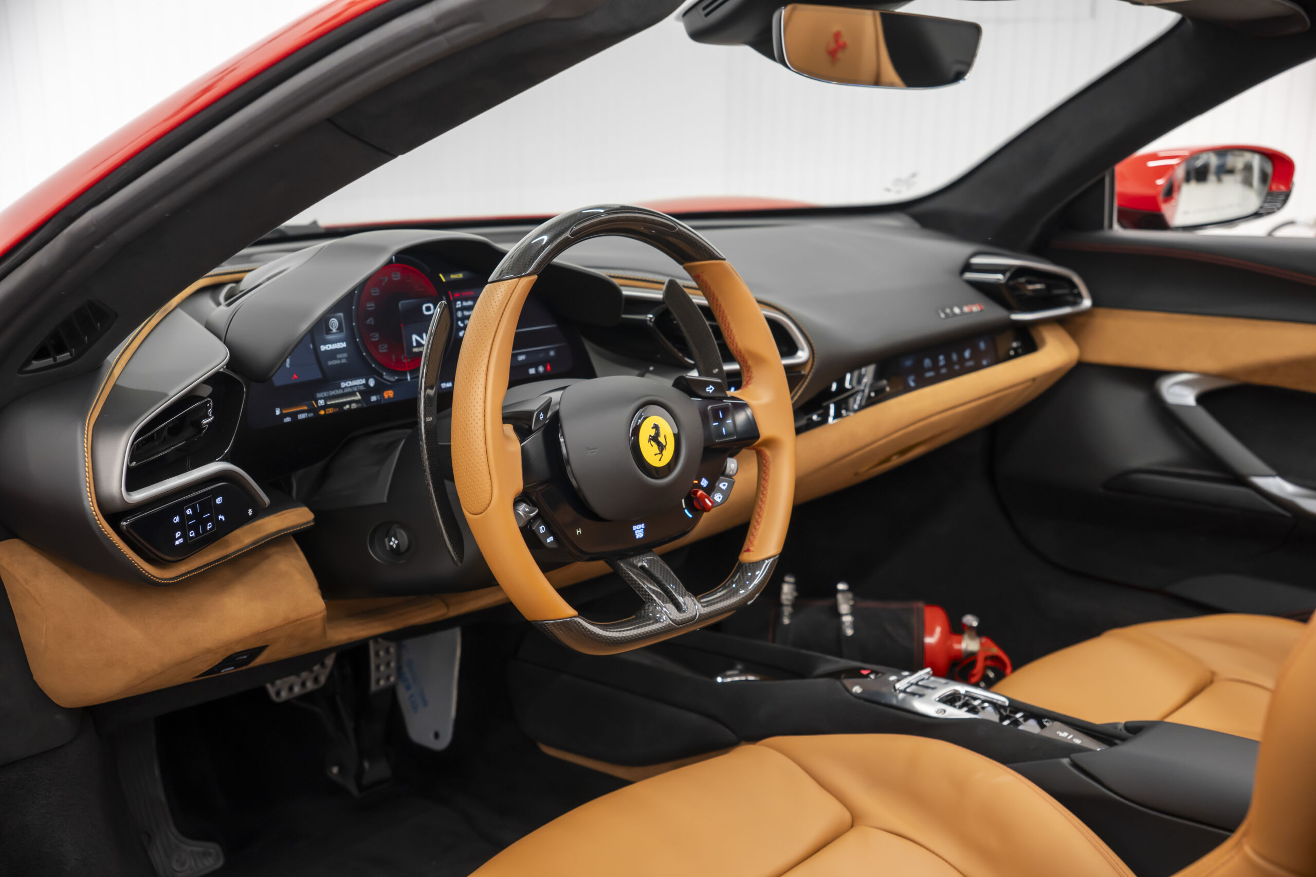 
								2023 Ferrari 296 GTS full									