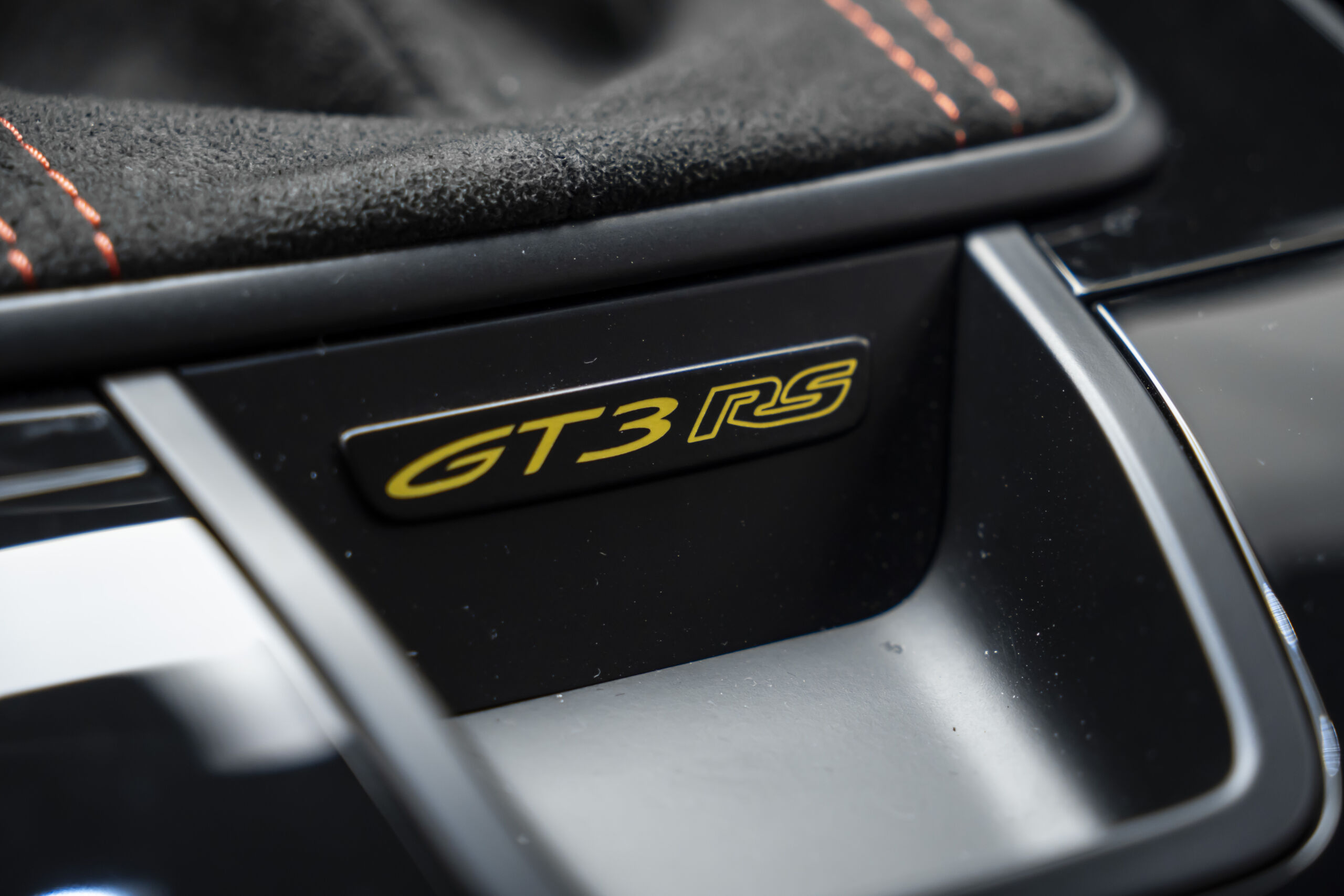 
								2024 Porsche 911 GT3 RS Weissach full									