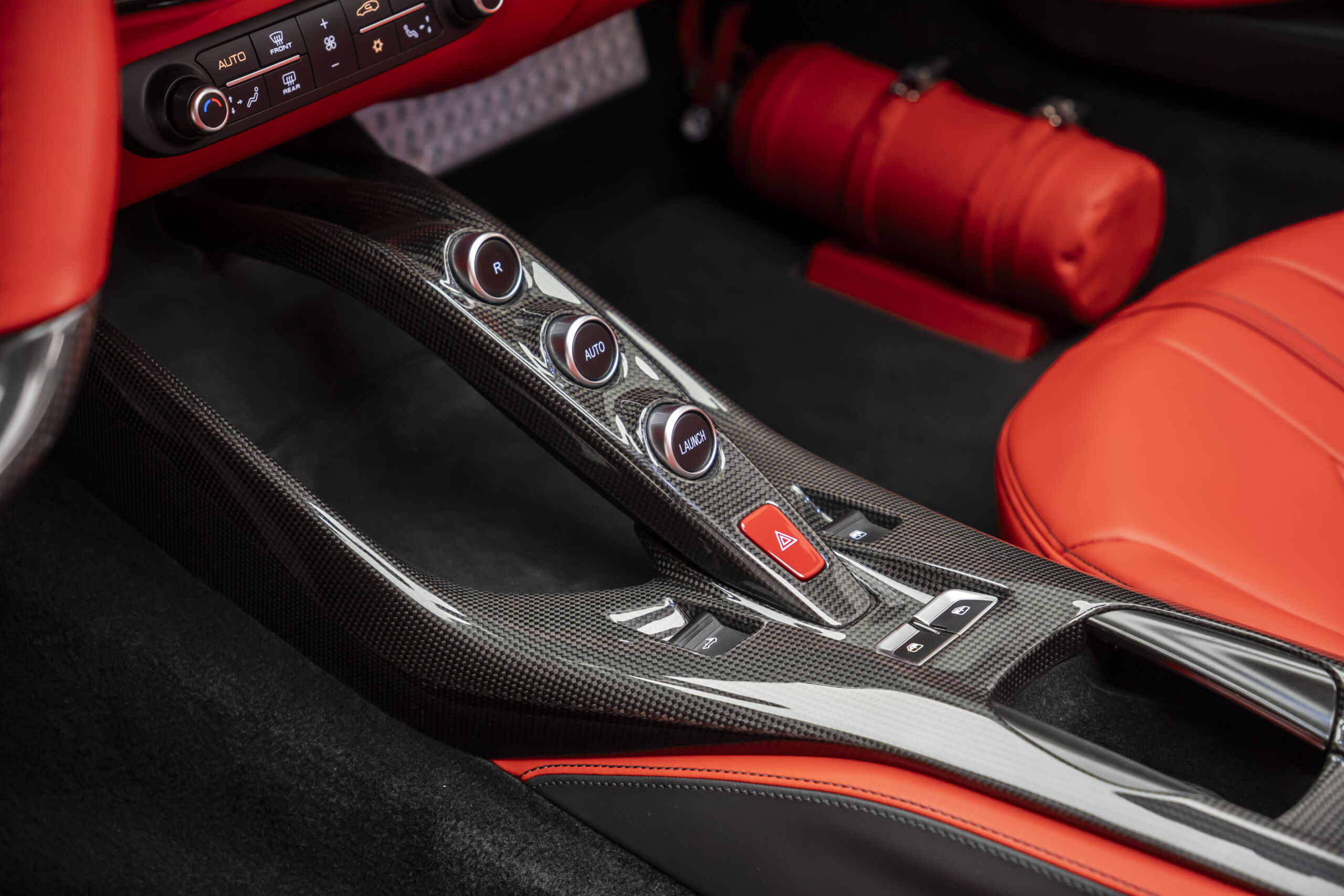
								2020 Ferrari 812 GTS full									