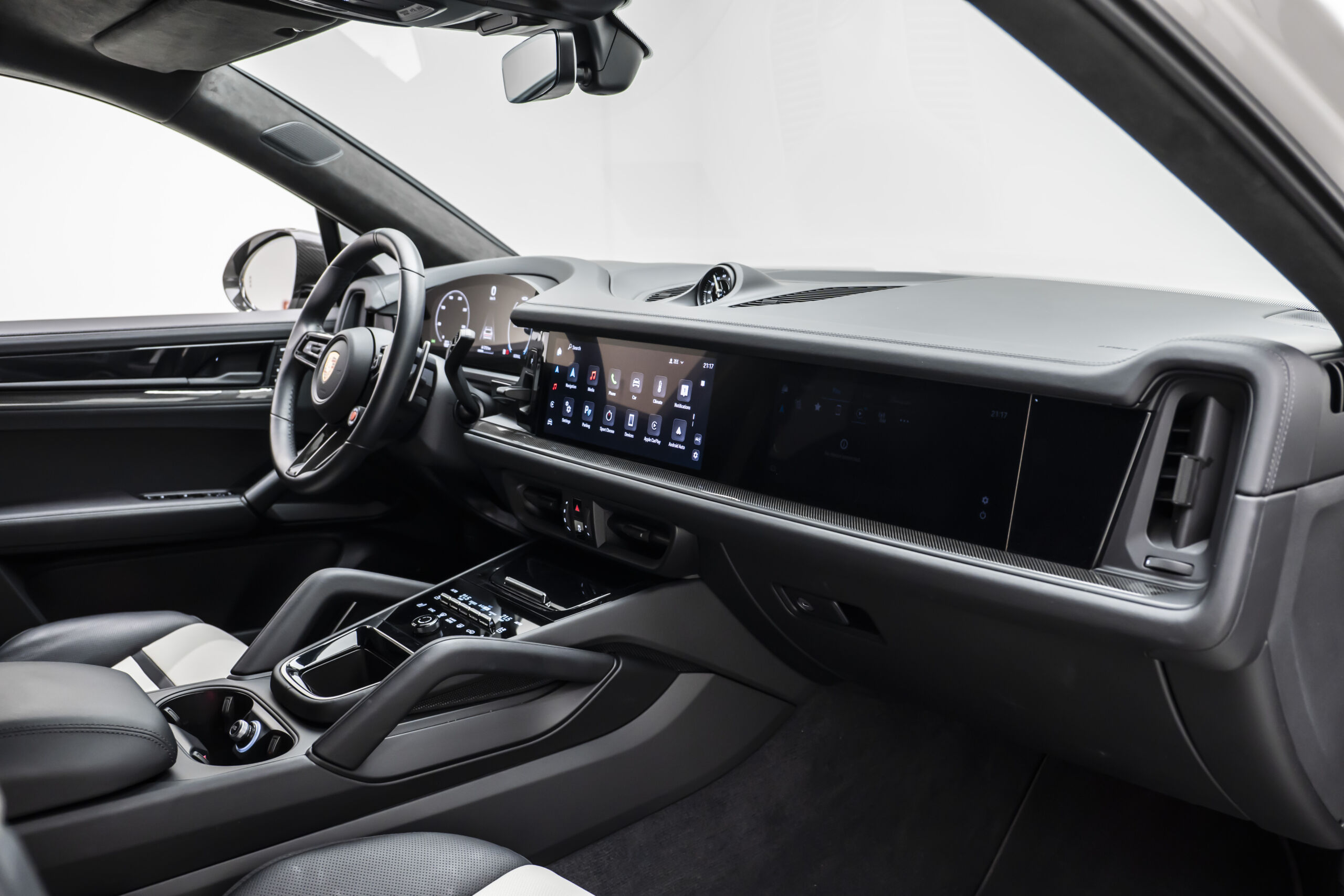 
								2025 Porsche Cayenne Coupe Turbo GT full									