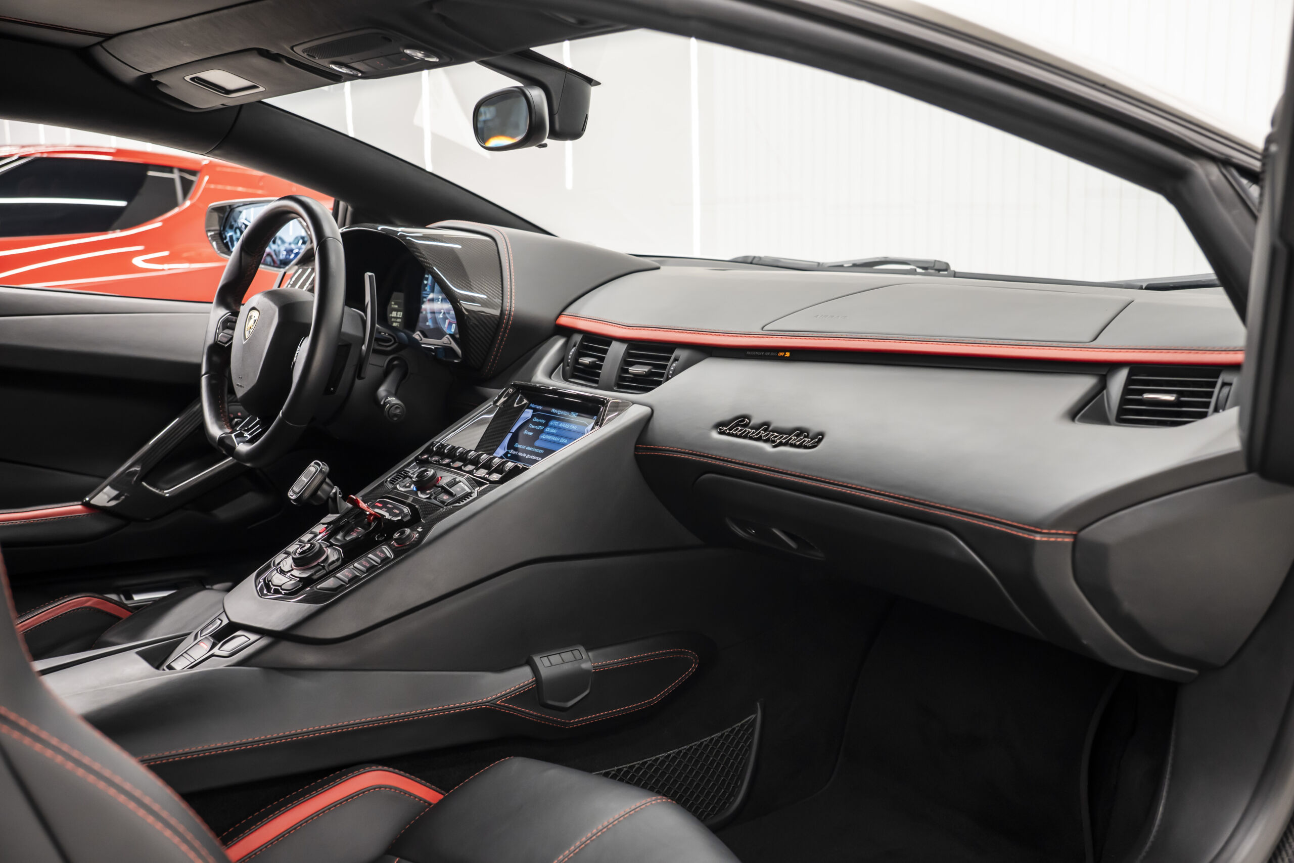 
								2018 Lamborghini Aventador S full									