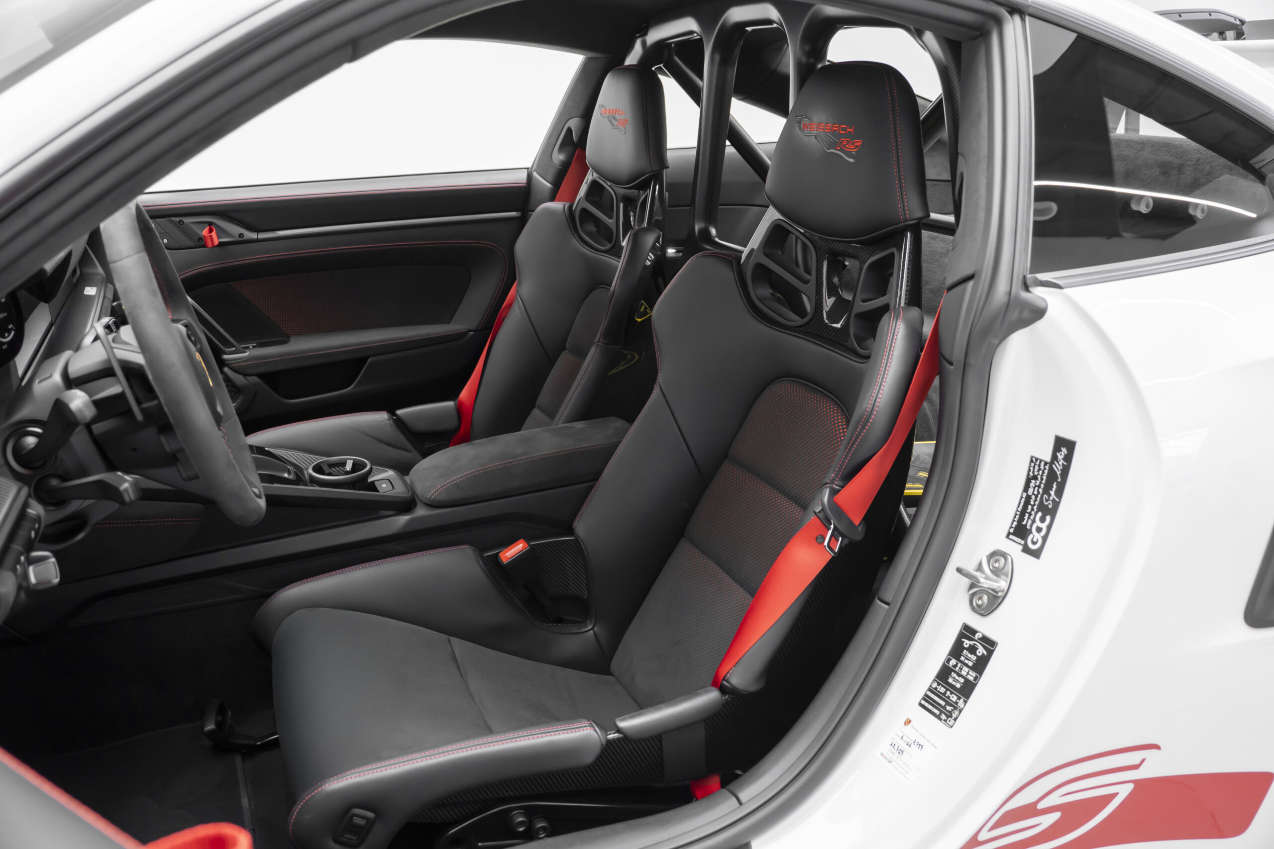 
								2024 Porsche 911 GT3 RS Weissach full									