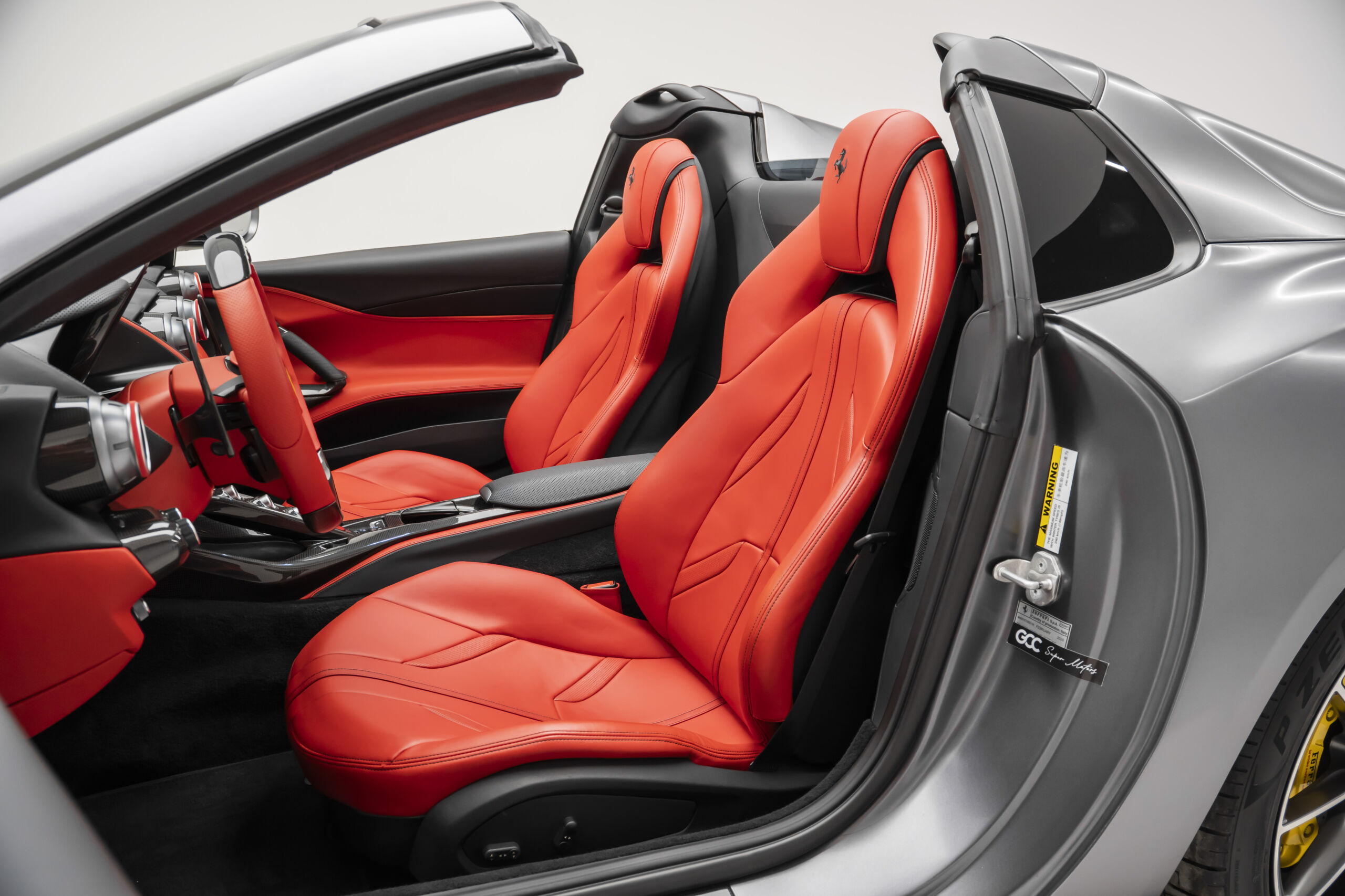 
								2020 Ferrari 812 GTS full									
