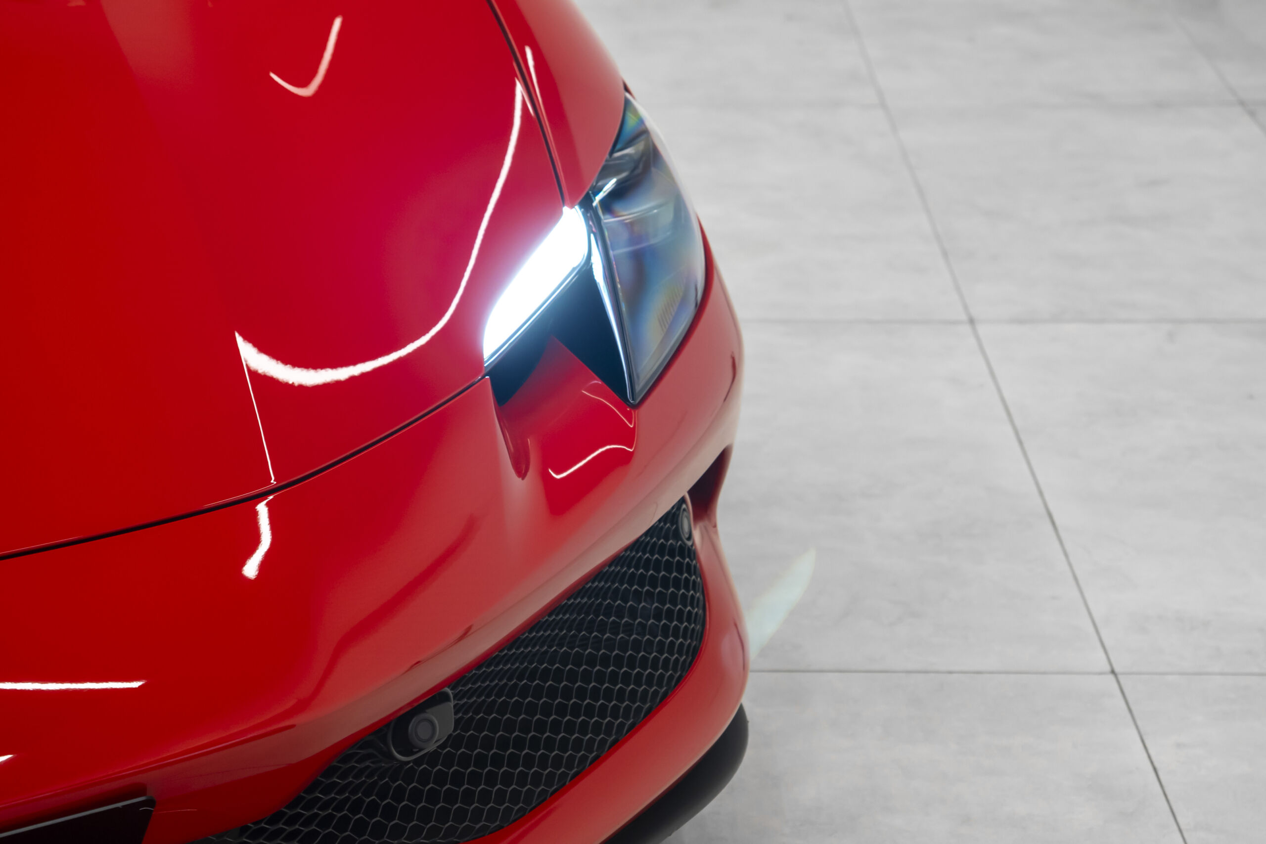 
								2023 Ferrari 296 GTS full									