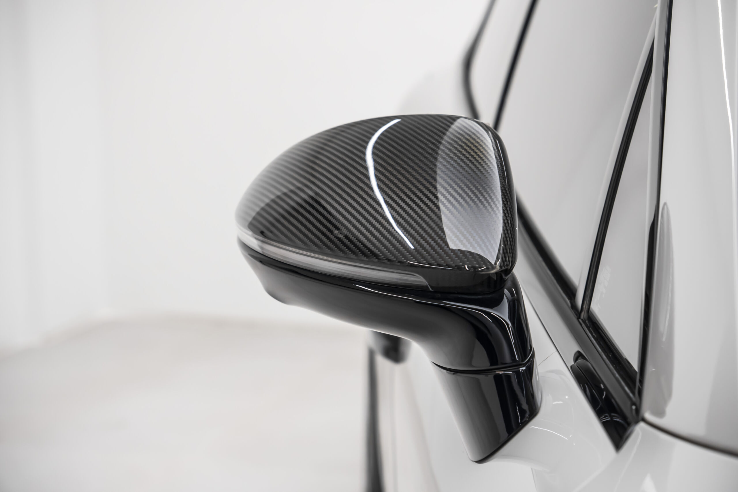 
								2025 Porsche Cayenne Coupe Turbo GT full									