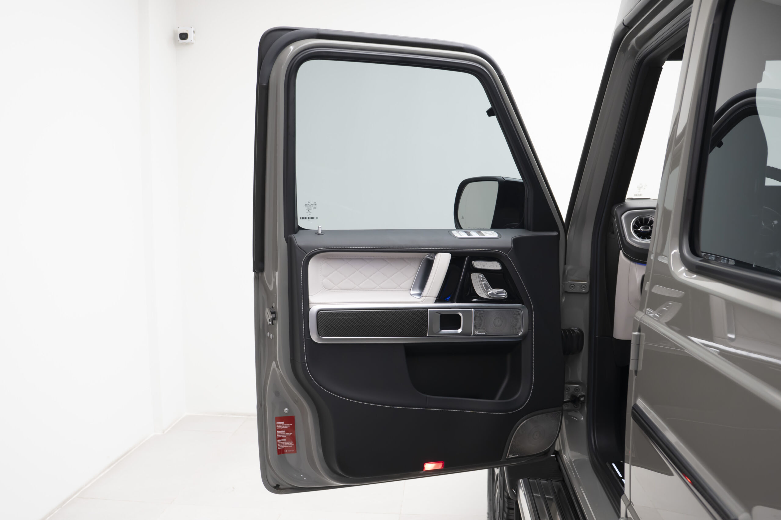 
								2022 Mercedes G63 AMG 4×4² full									