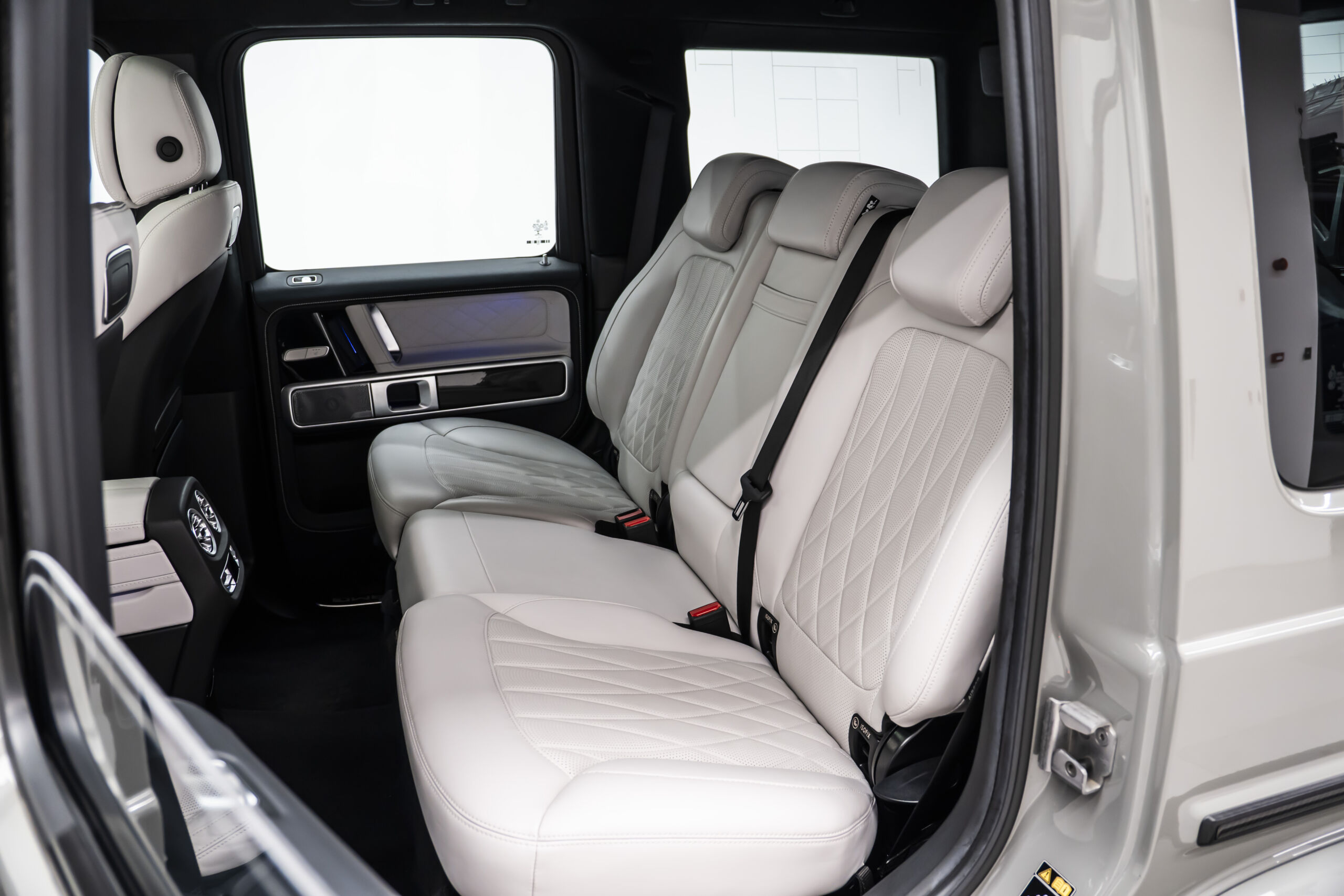 
								2022 Mercedes G63 AMG 4×4² full									