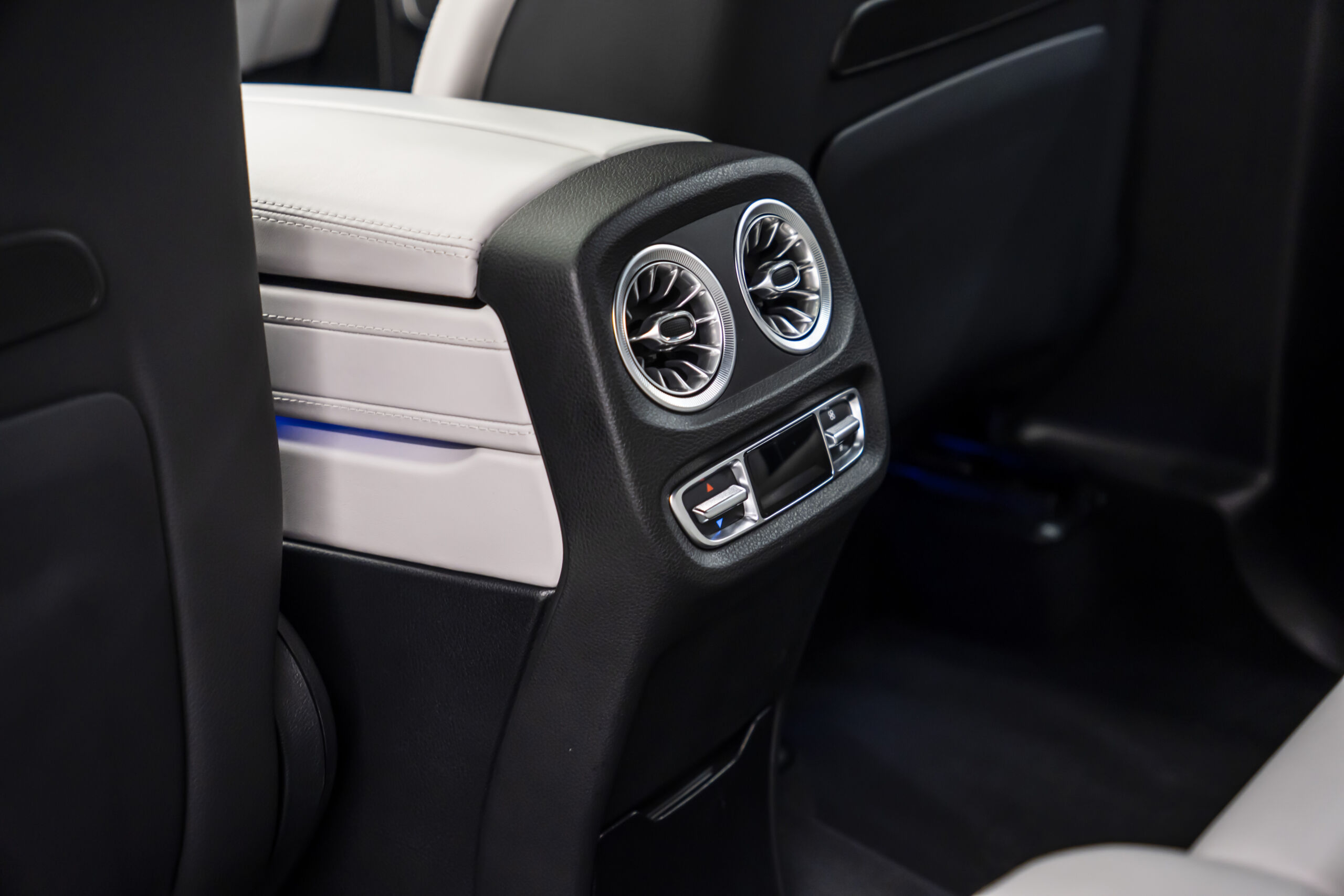 
								2022 Mercedes G63 AMG 4×4² full									