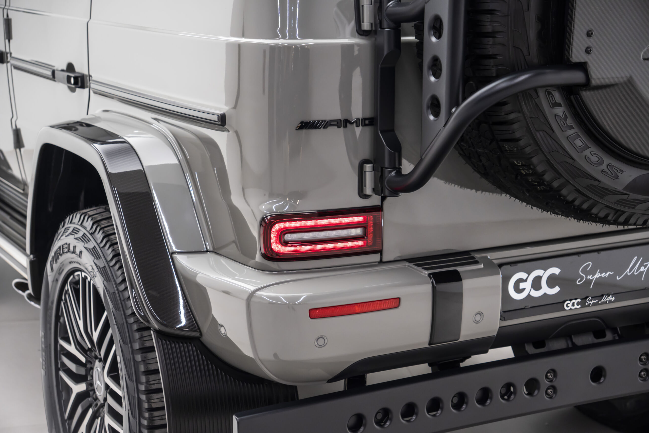 
								2022 Mercedes G63 AMG 4×4² full									