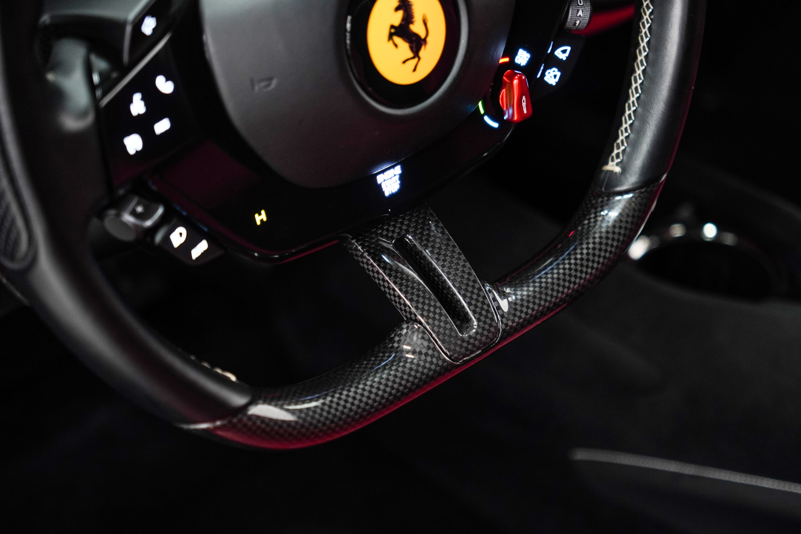 
								2022 Ferrari SF90 Stradale full									