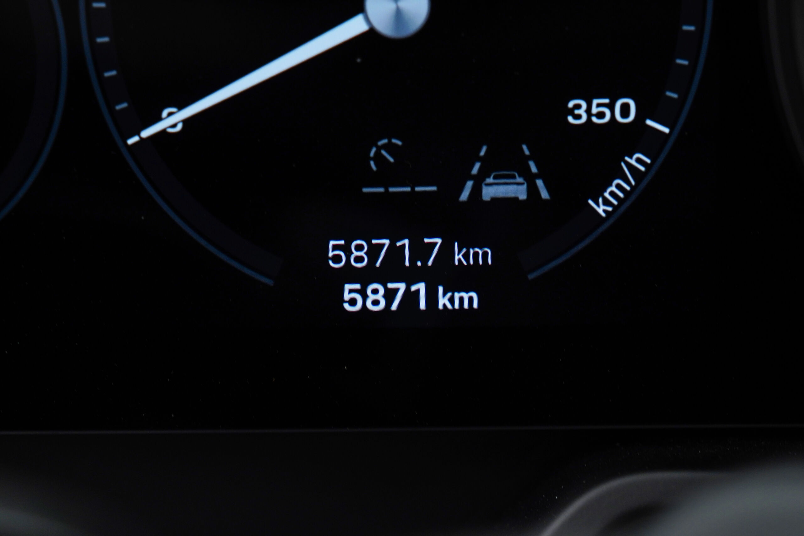 
								2024 Porsche 911 Turbo full									
