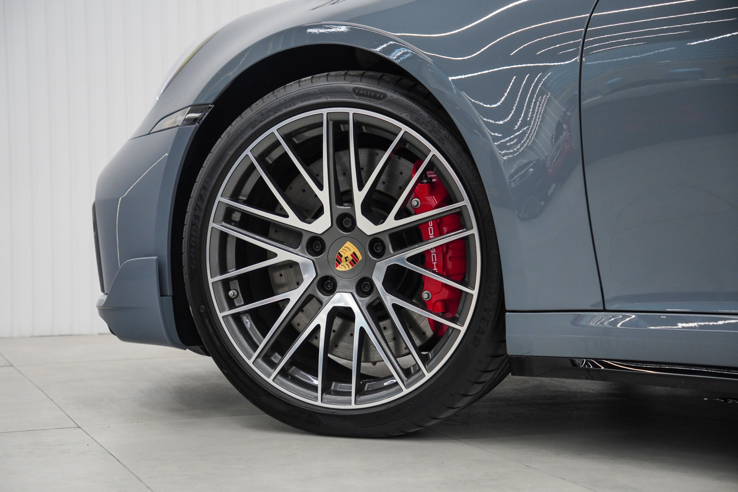 
								2024 Porsche 911 Turbo full									