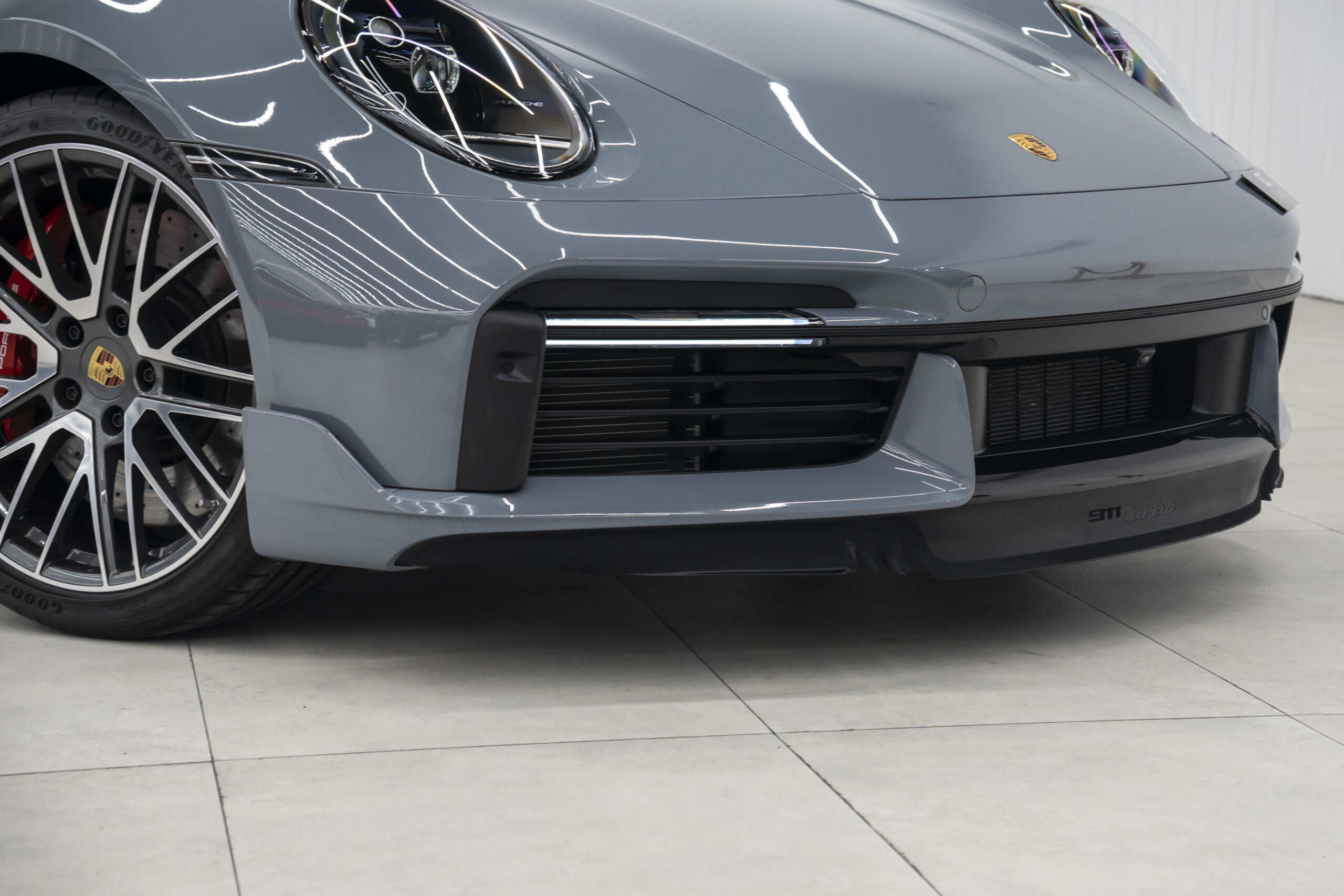 
								2024 Porsche 911 Turbo full									