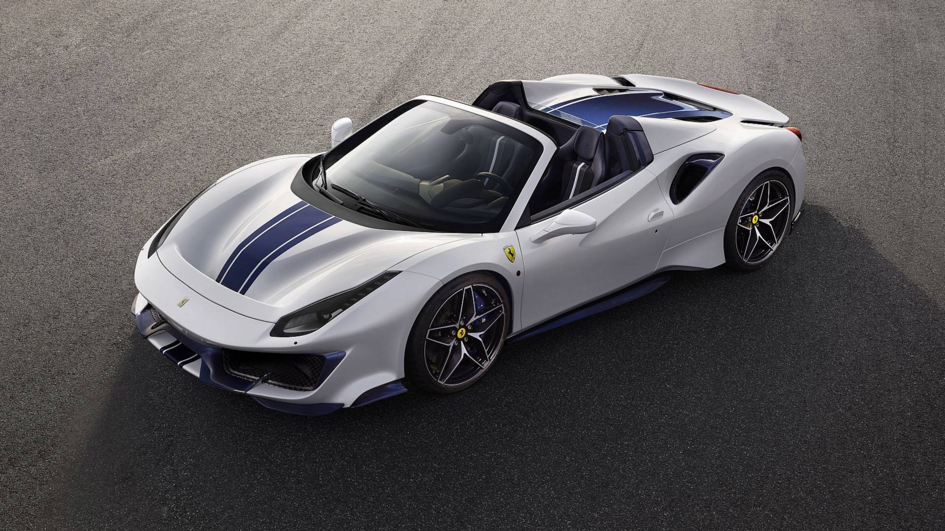 Best luxury car dealer in Dubai - GCC Supermotors