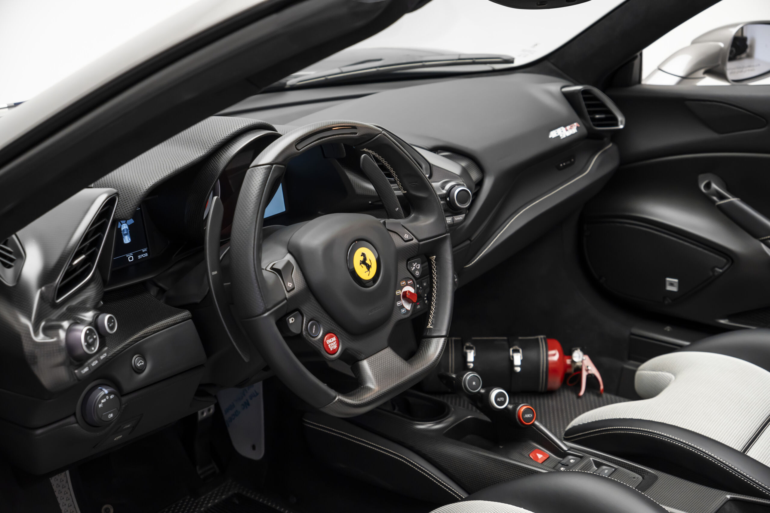 
								2020 Ferrari 488 Pista Spider full									