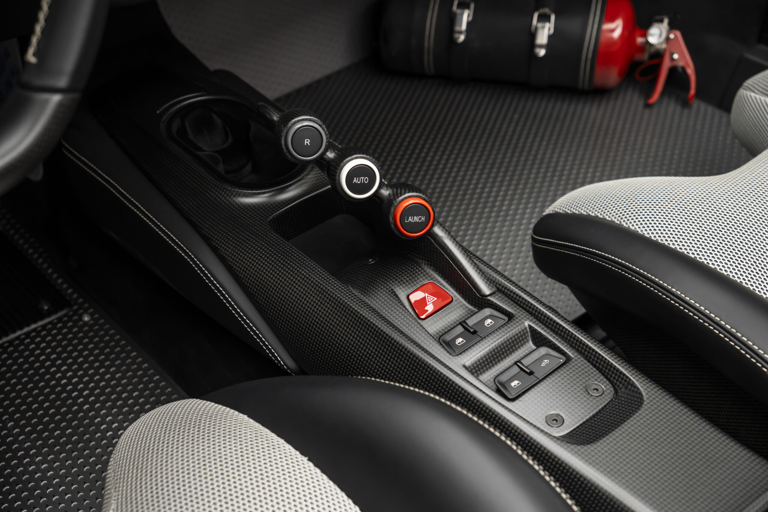 
								2020 Ferrari 488 Pista Spider full									