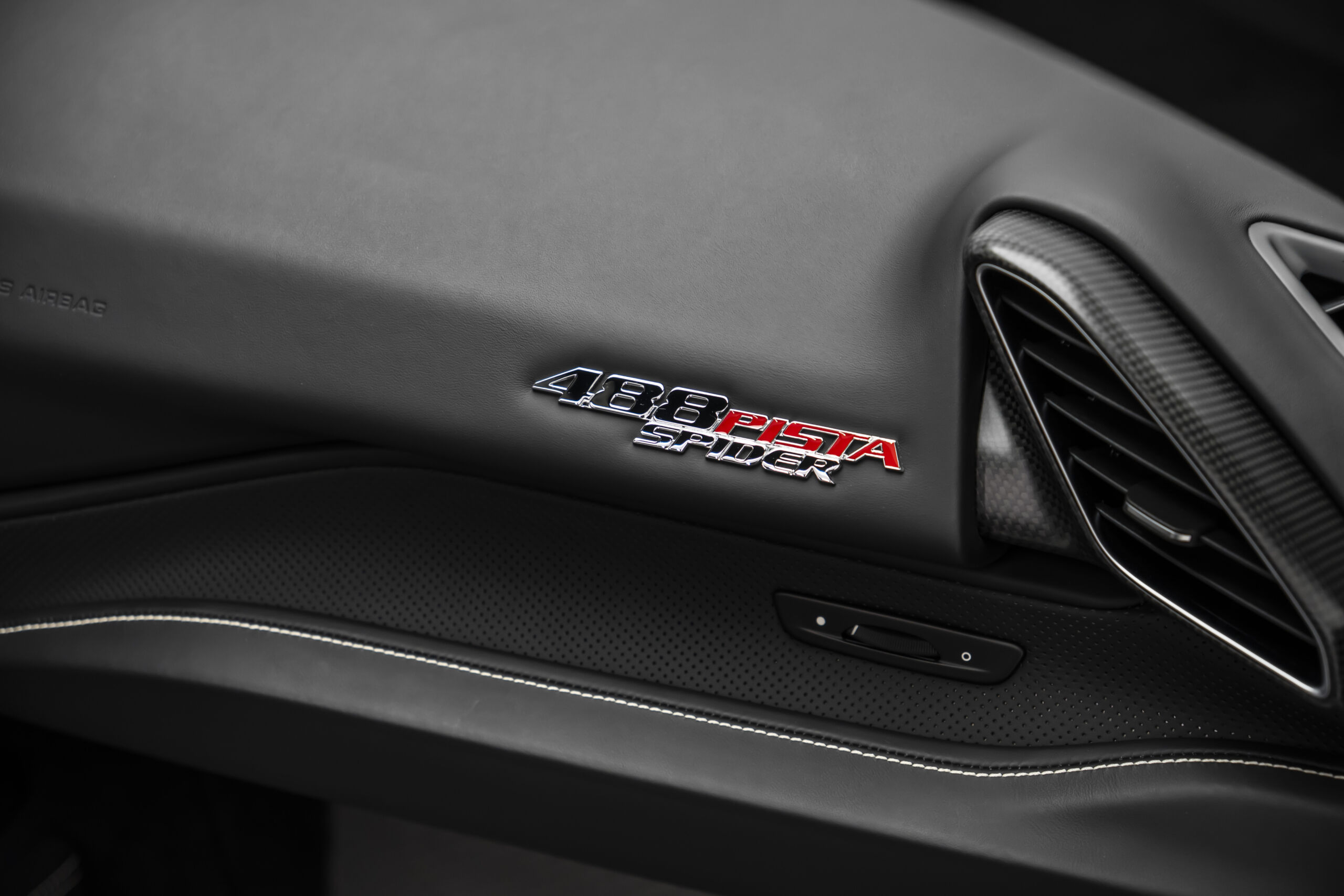 
								2020 Ferrari 488 Pista Spider full									