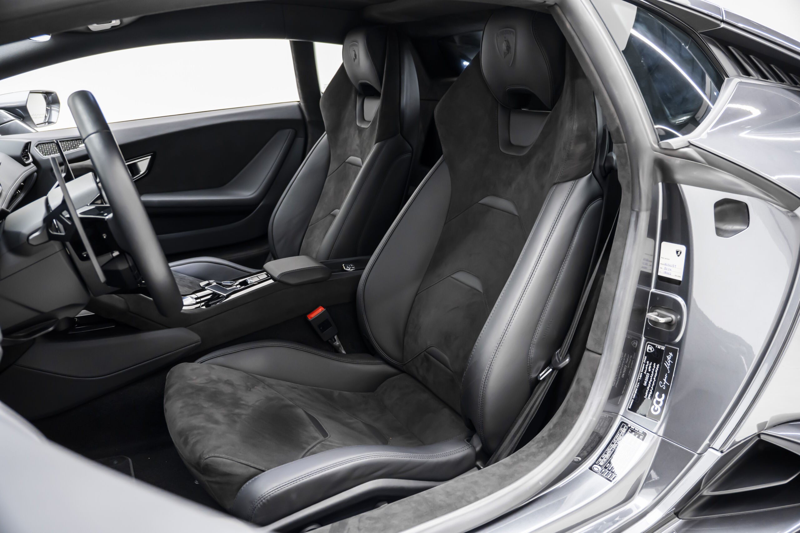 
								2023 Lamborghini Huracán Tecnica full									