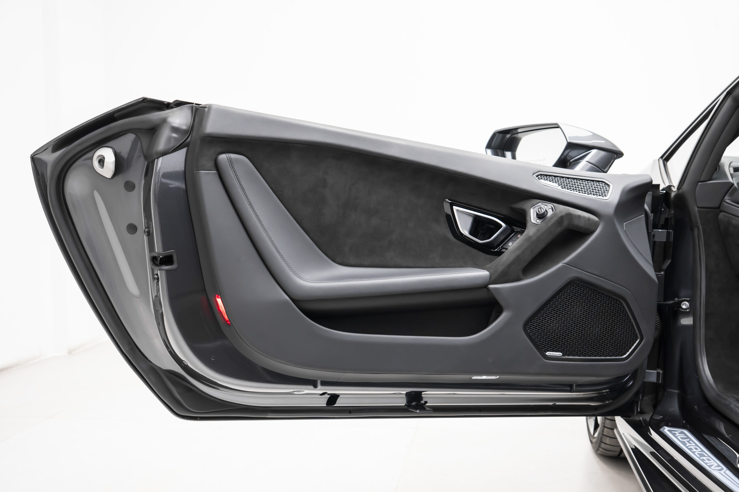 
								2023 Lamborghini Huracán Tecnica full									