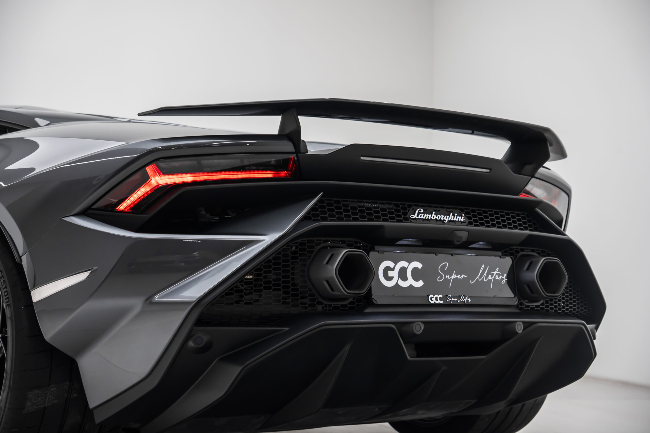 
								2023 Lamborghini Huracán Tecnica full									