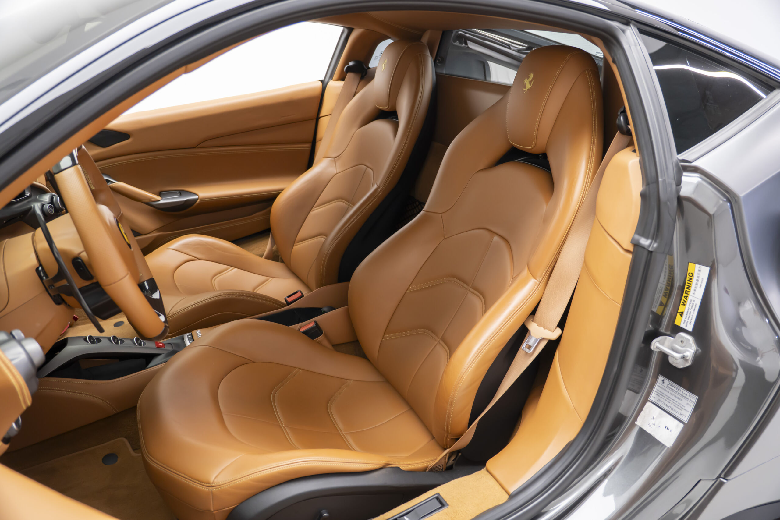 
								2016 Ferrari 488 GTB full									