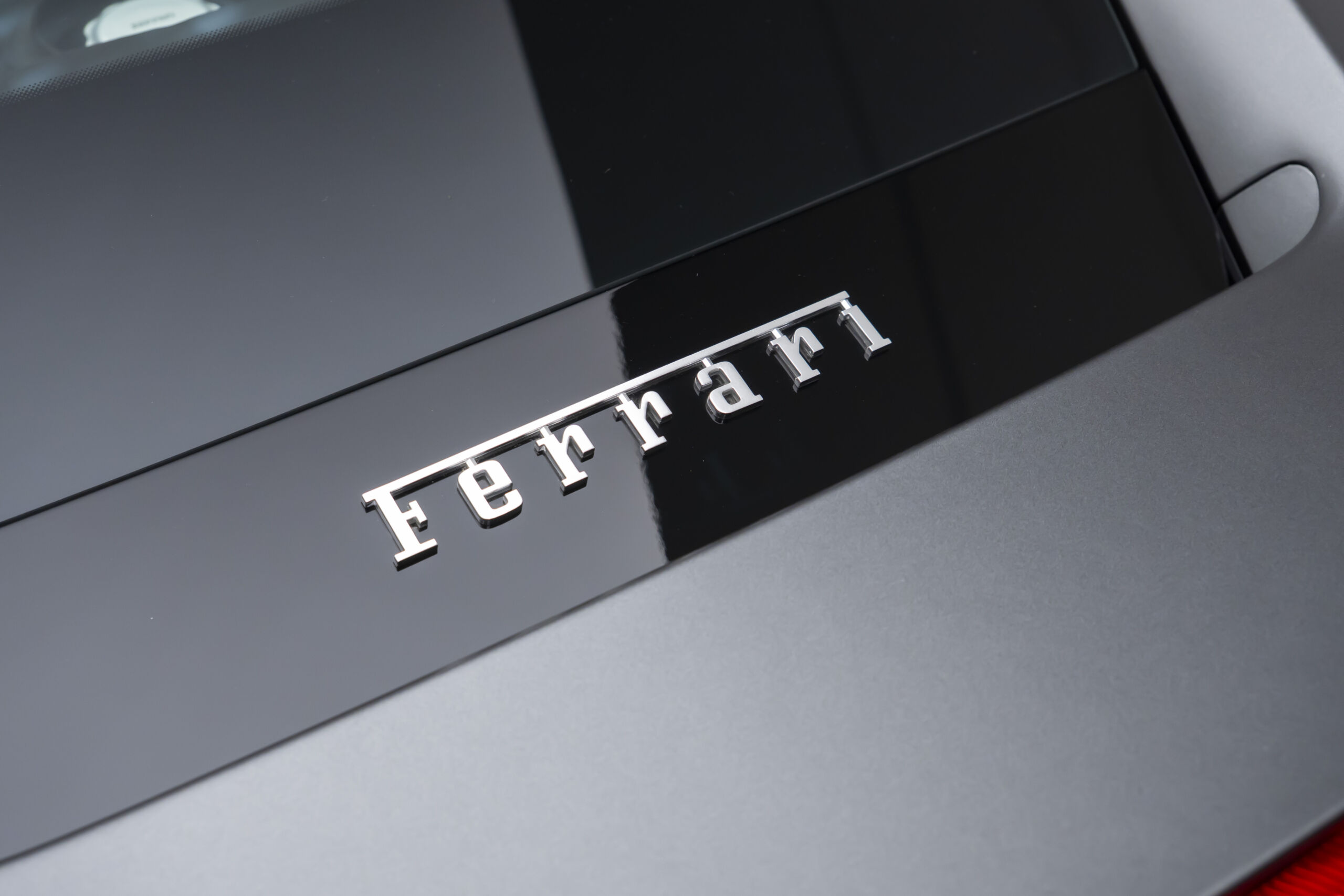 
								2016 Ferrari 488 GTB full									