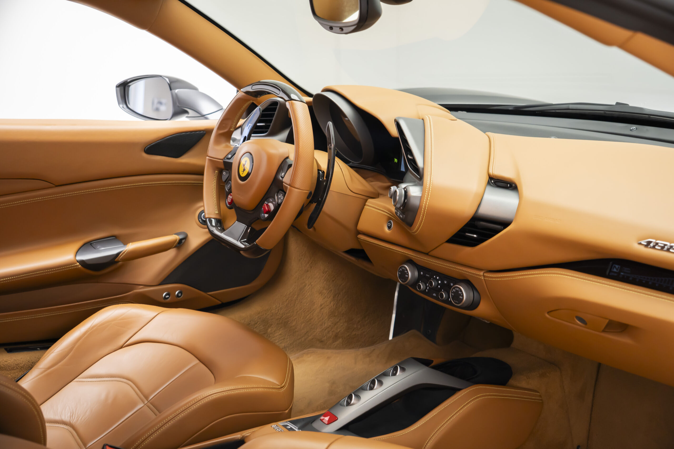 
								2016 Ferrari 488 GTB full									
