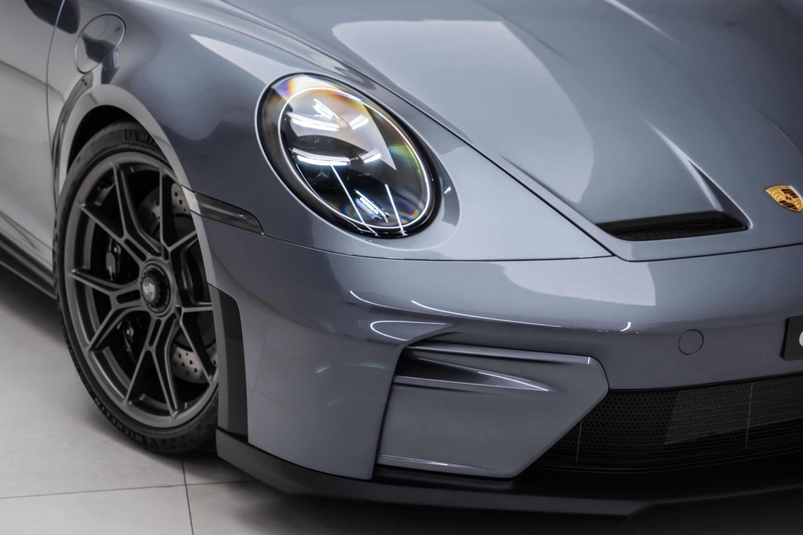 
								2026 Porsche 911 GT3 Touring 992.2 full									