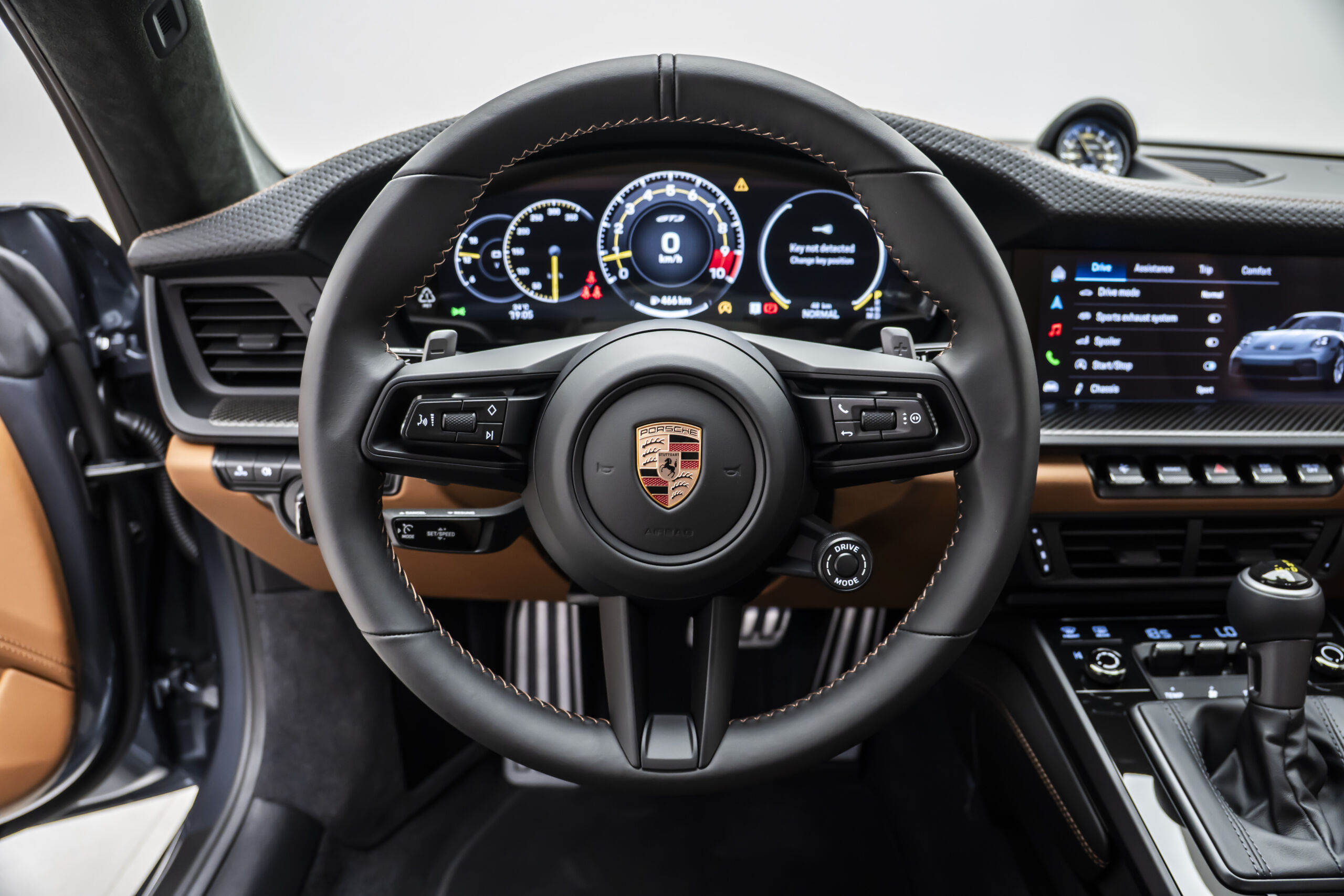 
								2026 Porsche 911 GT3 Touring 992.2 full									