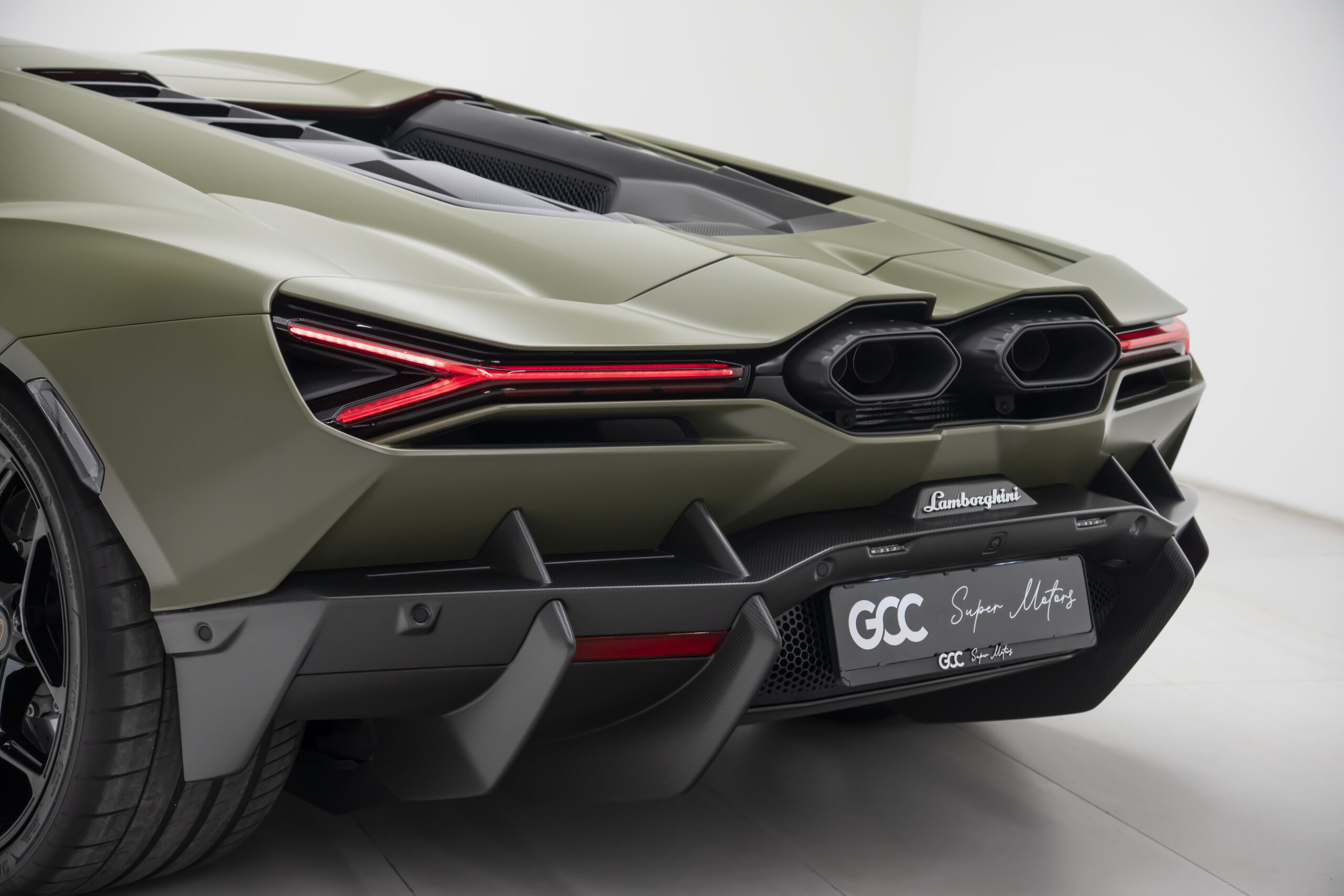 
								2024 Lamborghini Revuelto 6.5L V12 Hybrid 1001 HP full									