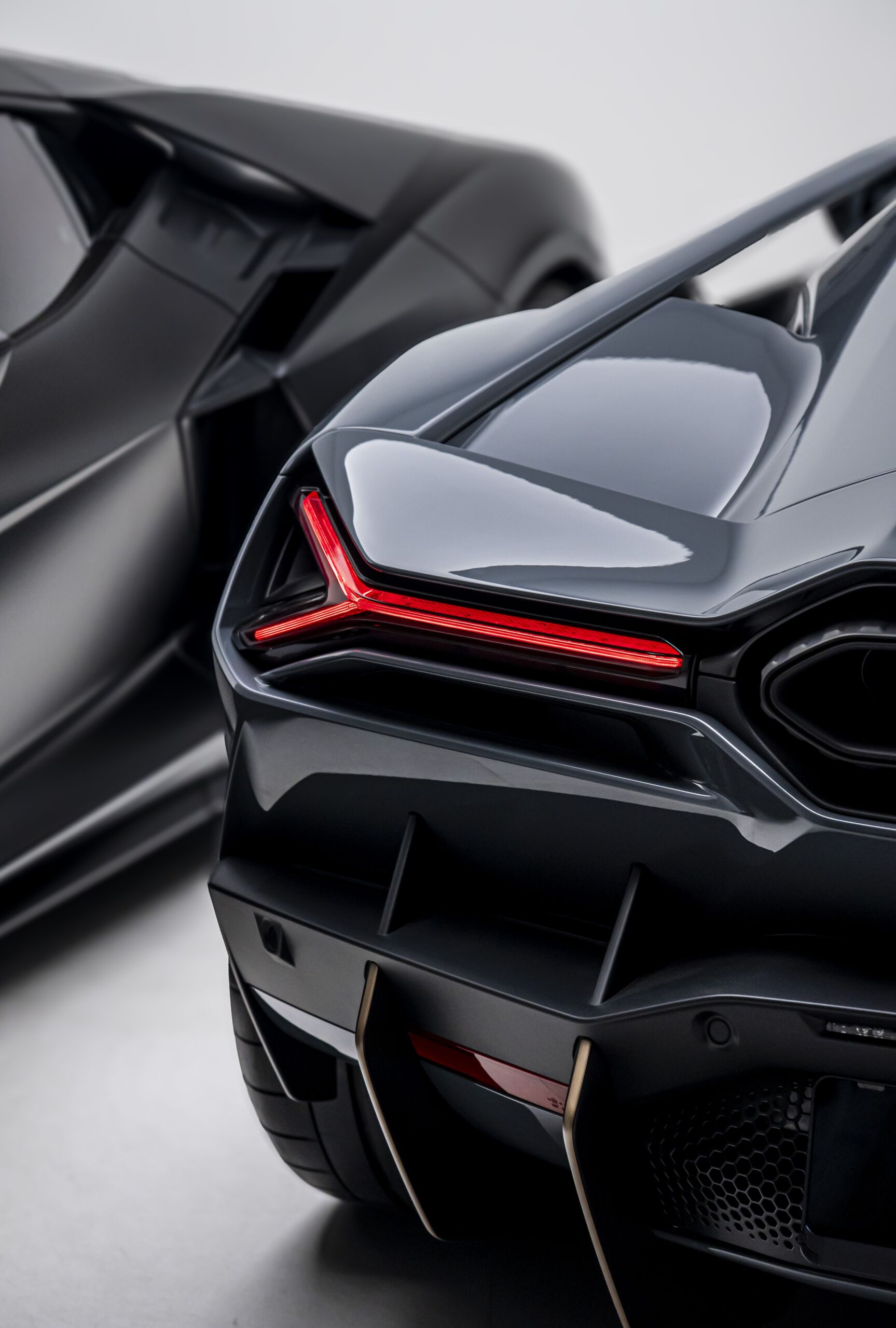 Exotic cars for sale in Dubai, GCC Supermotors