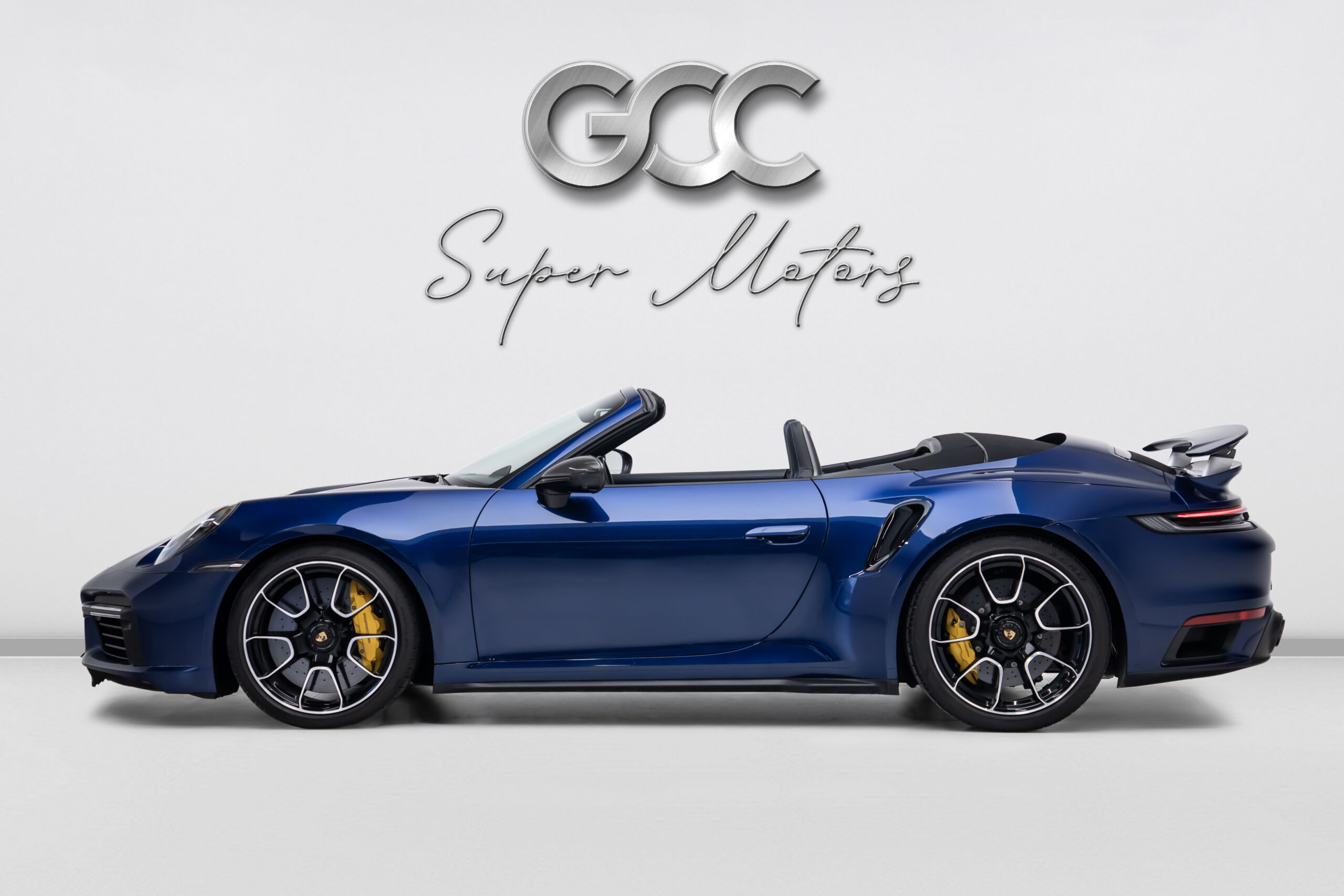 
								2022 Porsche 911 Turbo S Cabriolet full									