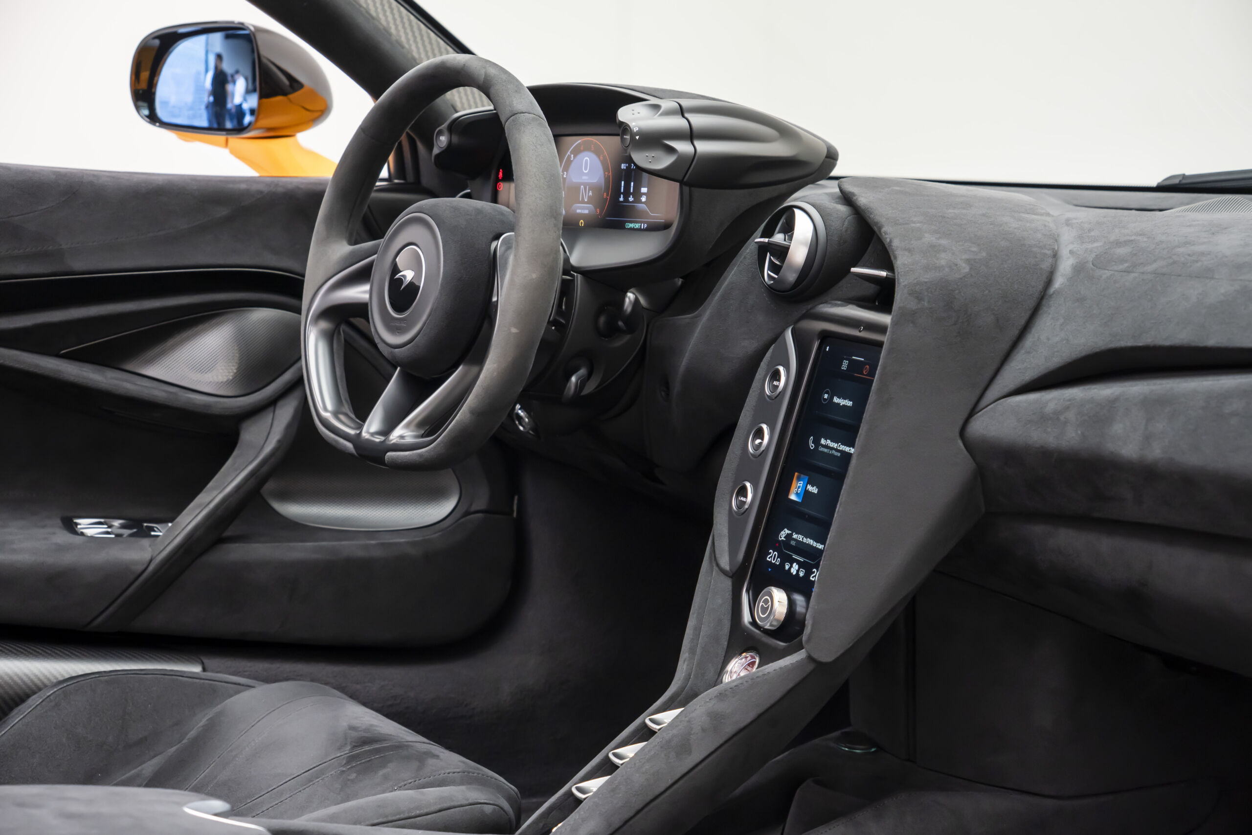 
								2024 McLaren 750S Spider full									