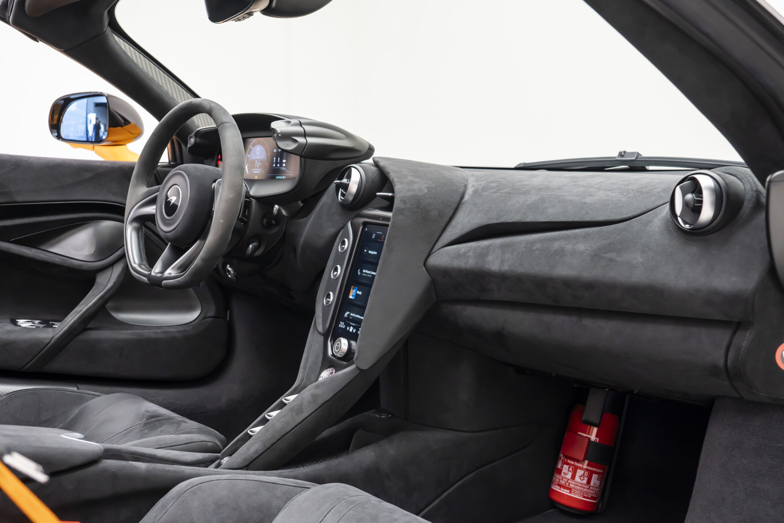 
								2024 McLaren 750S Spider full									