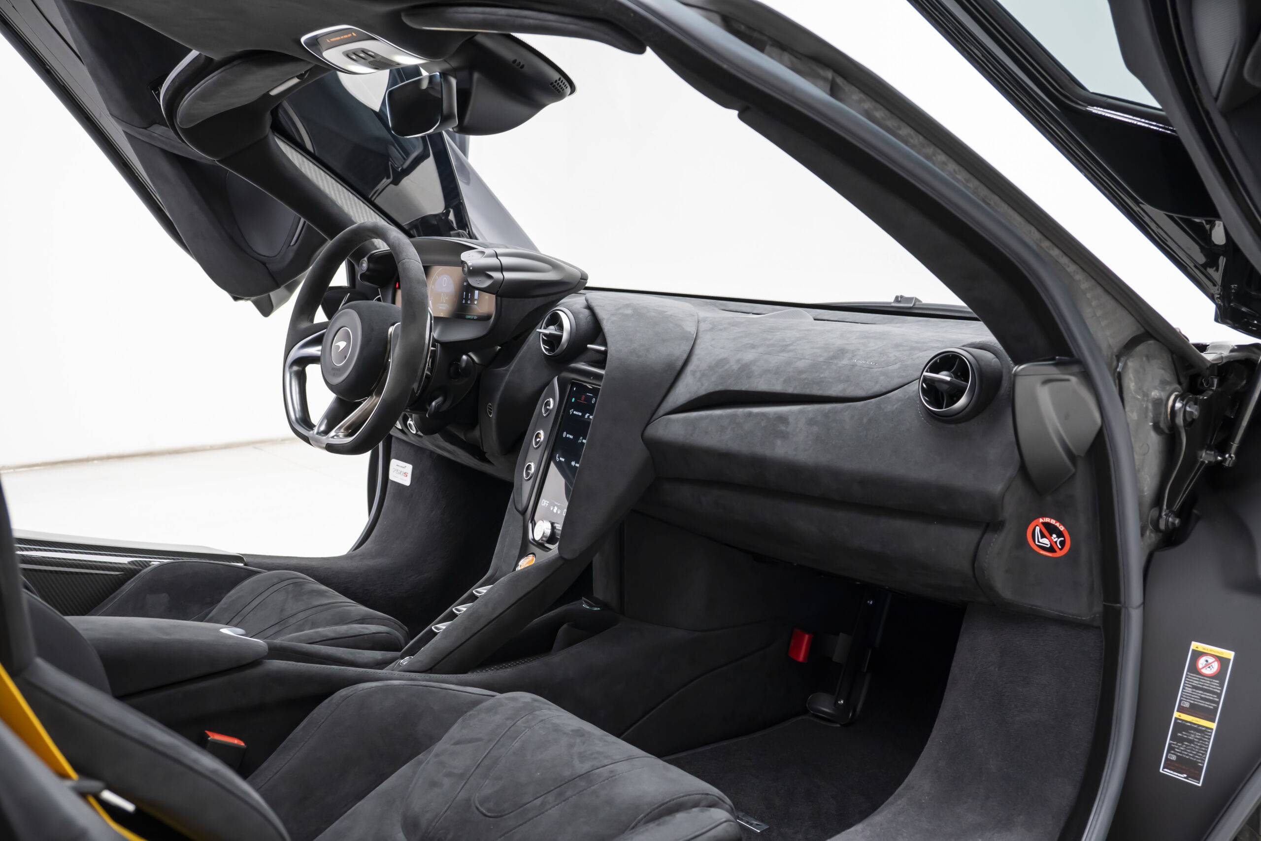 
								BRAND NEW 2025 MCLAREN 750S COUPE full									