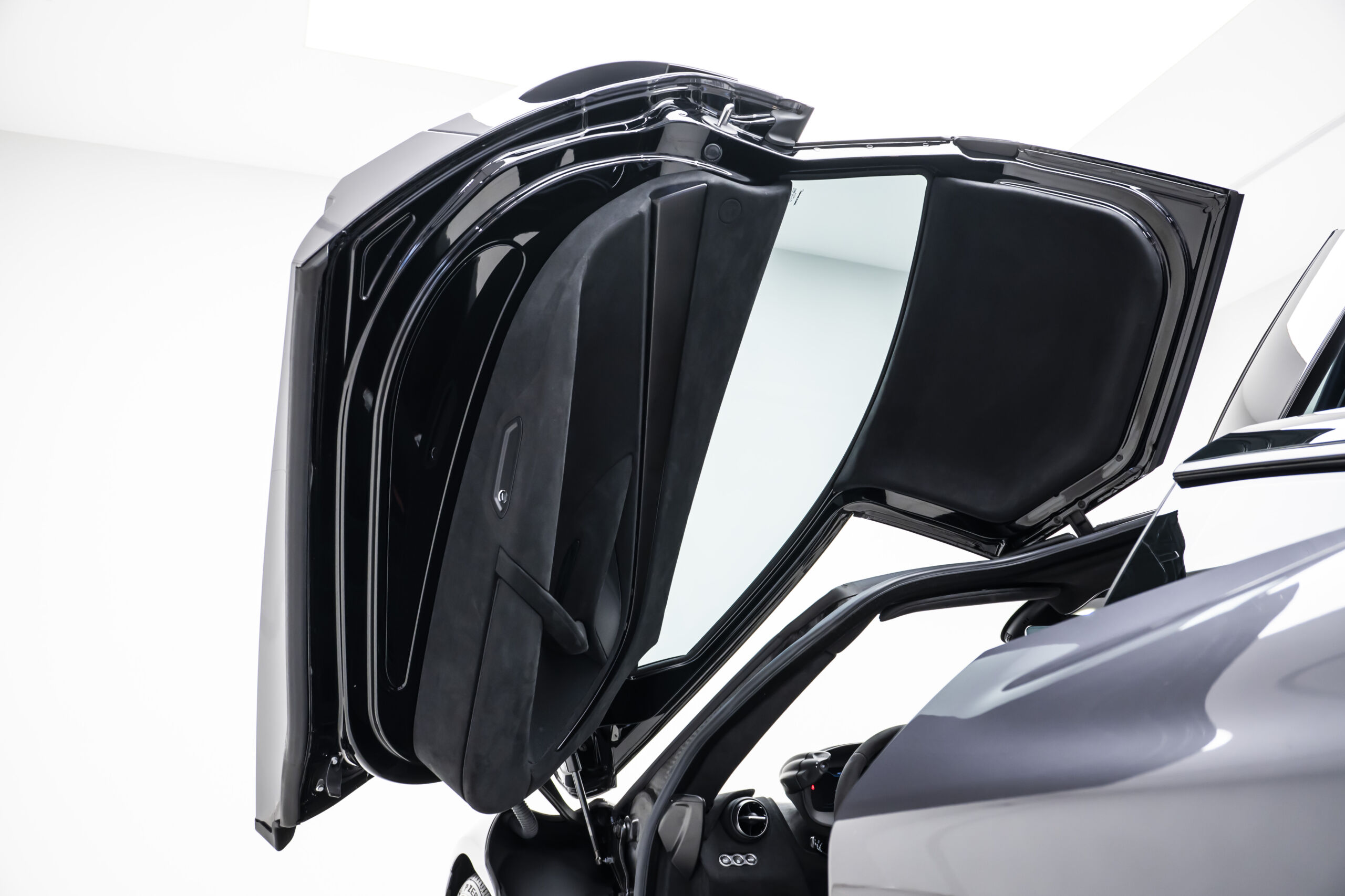 
								BRAND NEW 2025 MCLAREN 750S COUPE full									