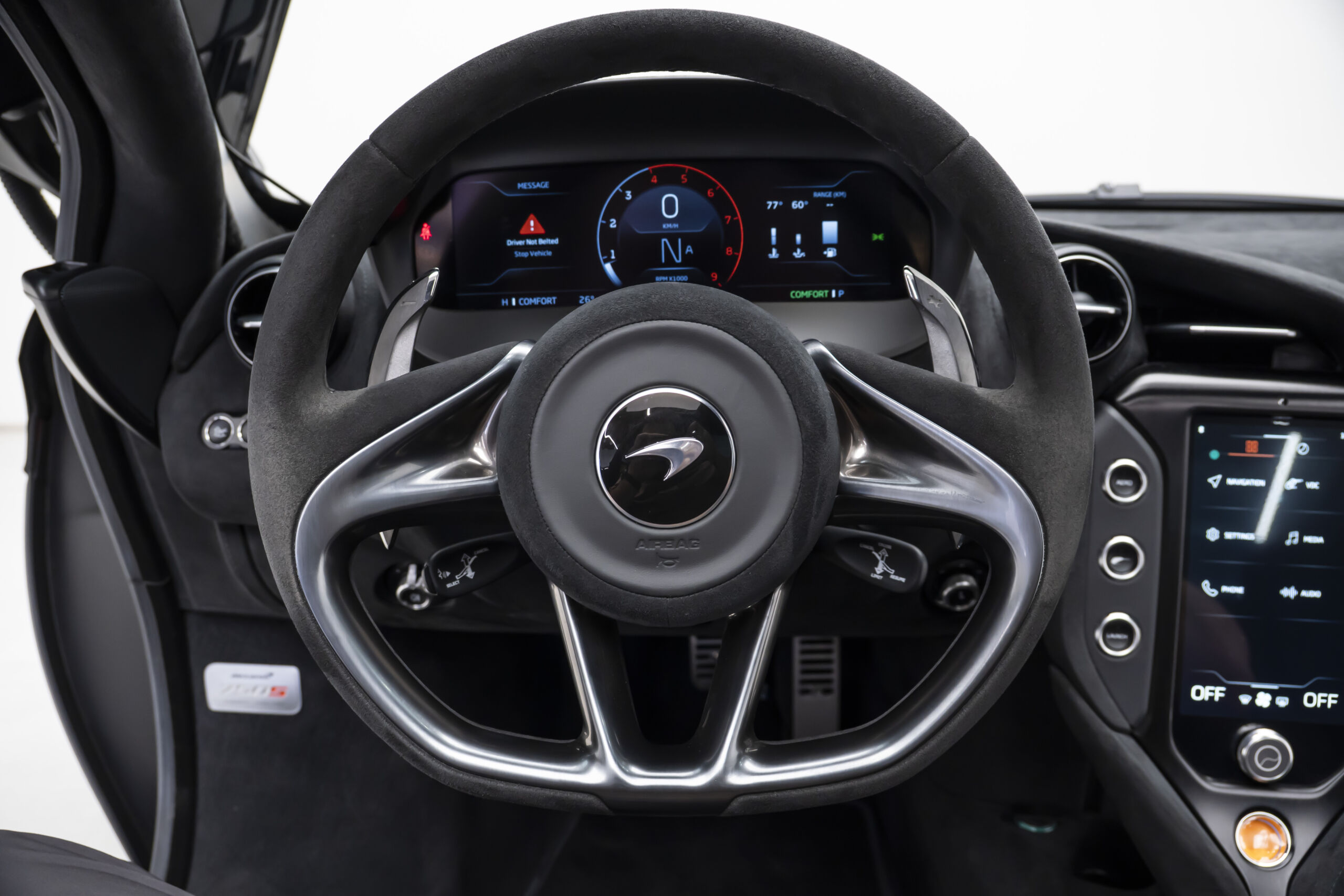 
								BRAND NEW 2025 MCLAREN 750S COUPE full									