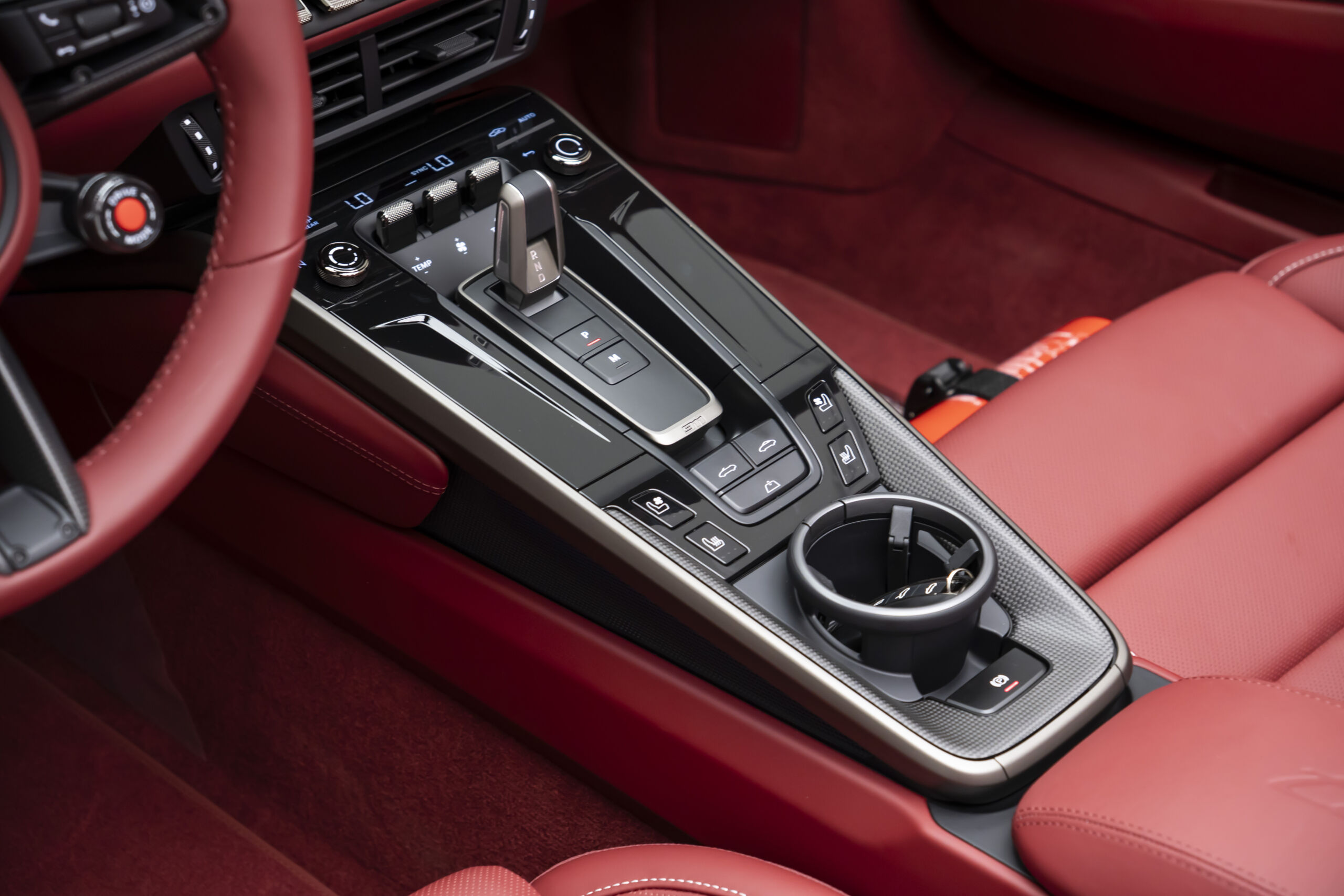 
								Brand New 2026 Porsche 911 Turbo S Cabriolet 992.2 full									