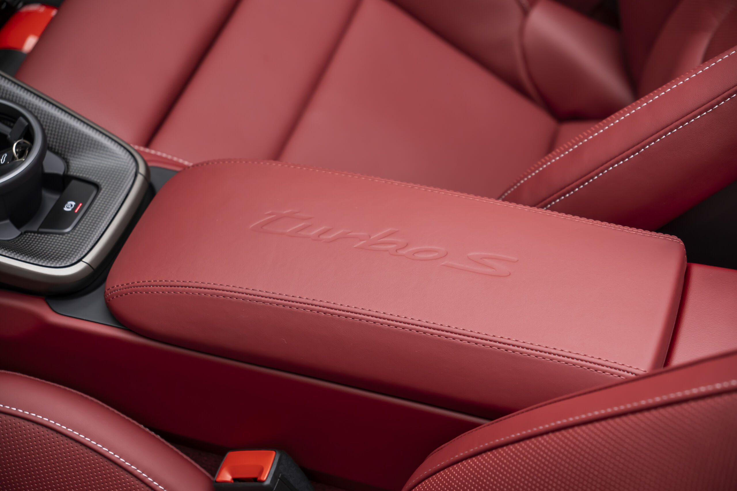 
								Brand New 2026 Porsche 911 Turbo S Cabriolet 992.2 full									