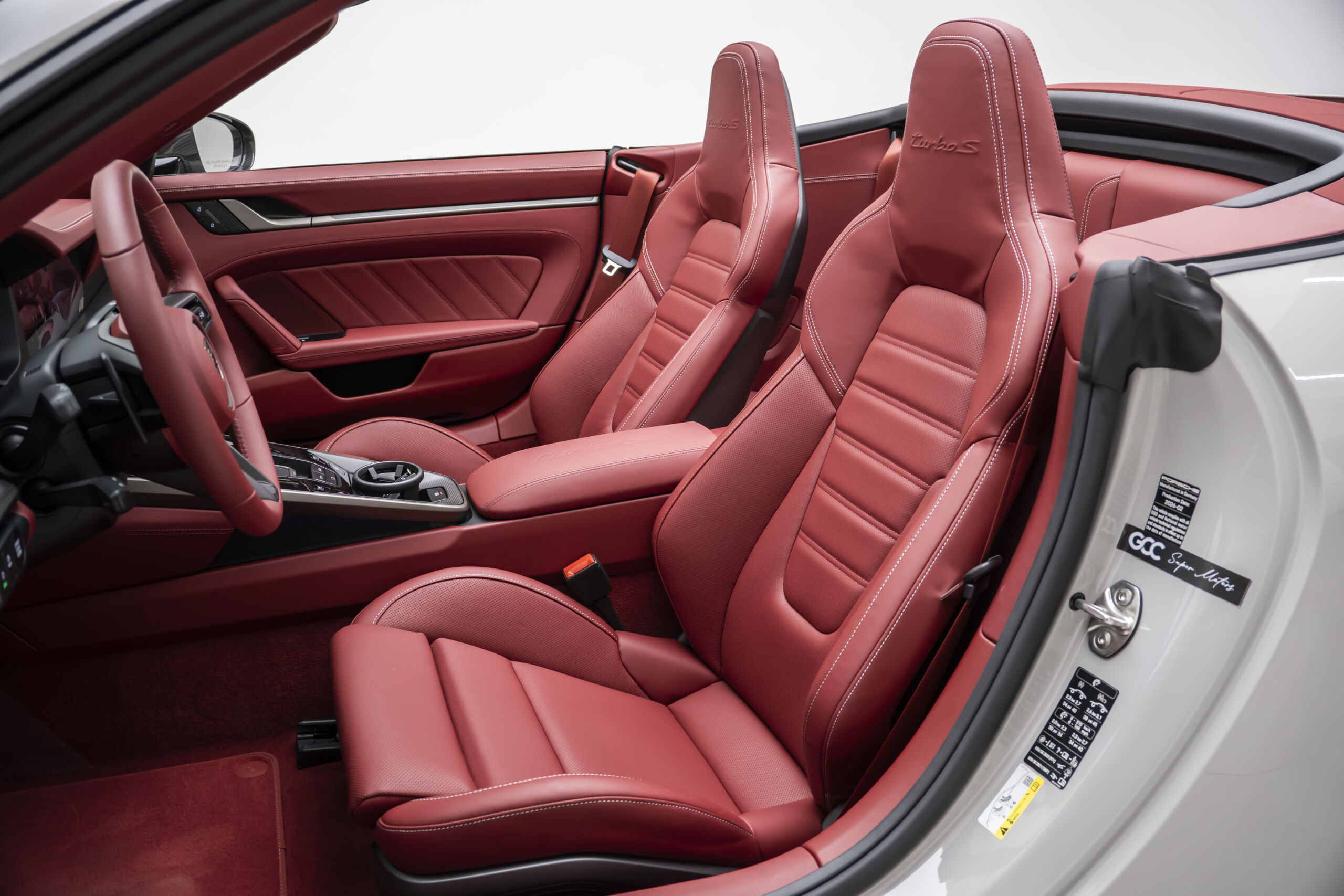 
								Brand New 2026 Porsche 911 Turbo S Cabriolet 992.2 full									