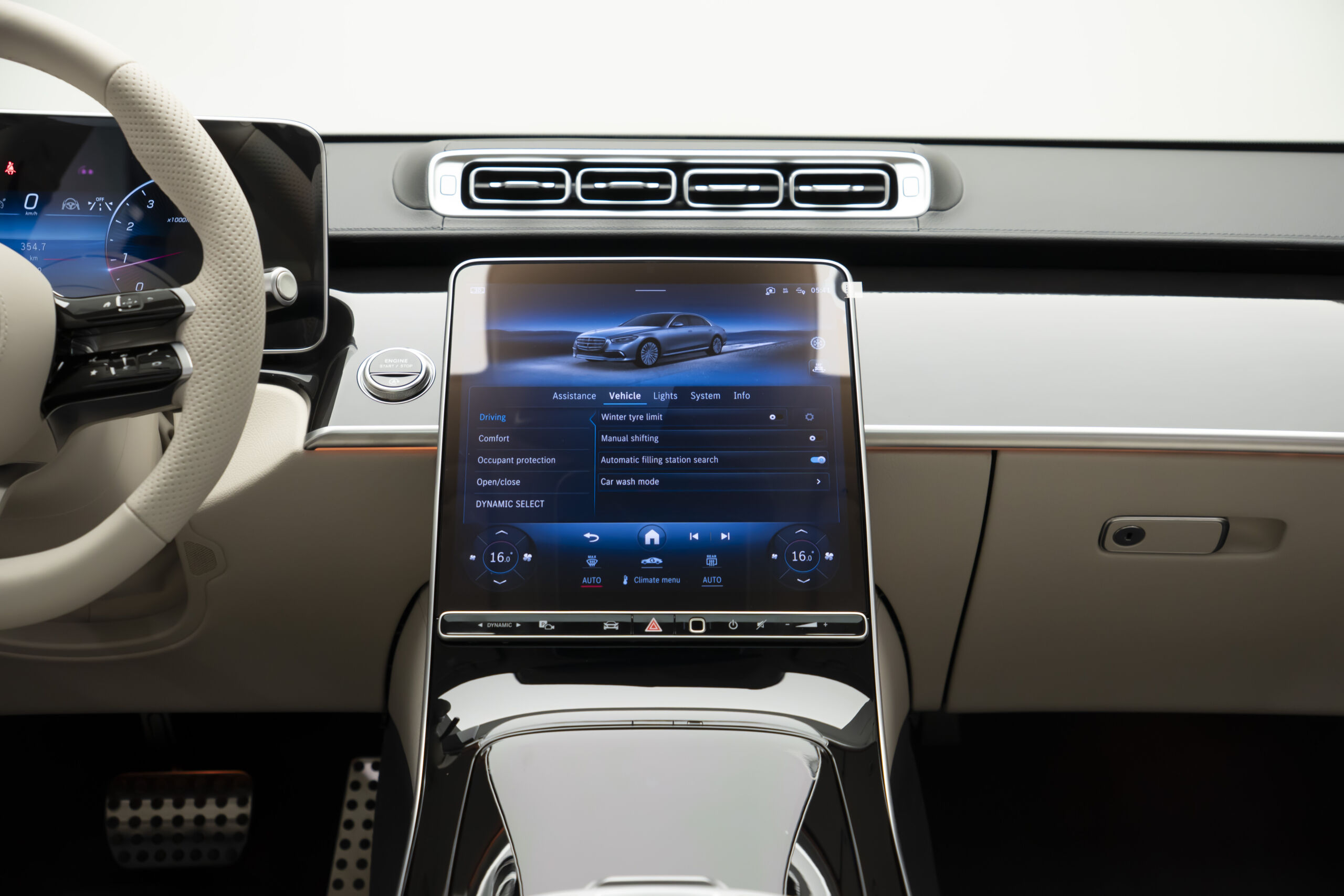 
								Brand New 2026 Mercedes Benz S 500 4MATIC Saloon full									
