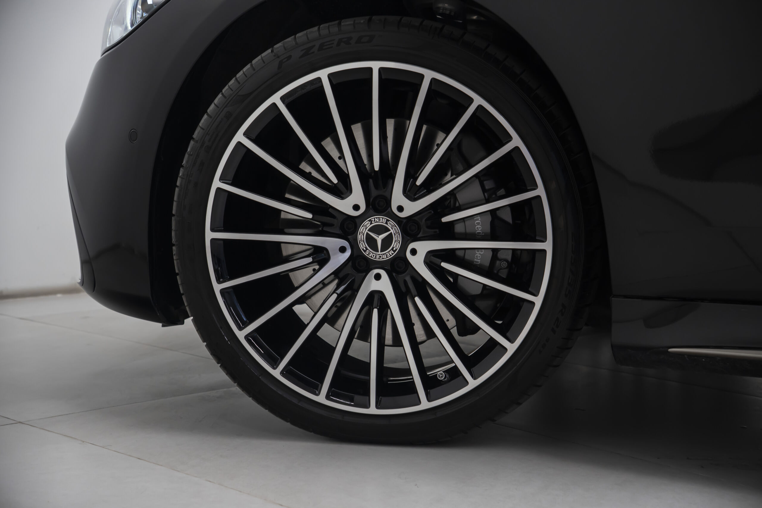 Brand New 2026 Mercedes Benz S 500 4MATIC Saloon