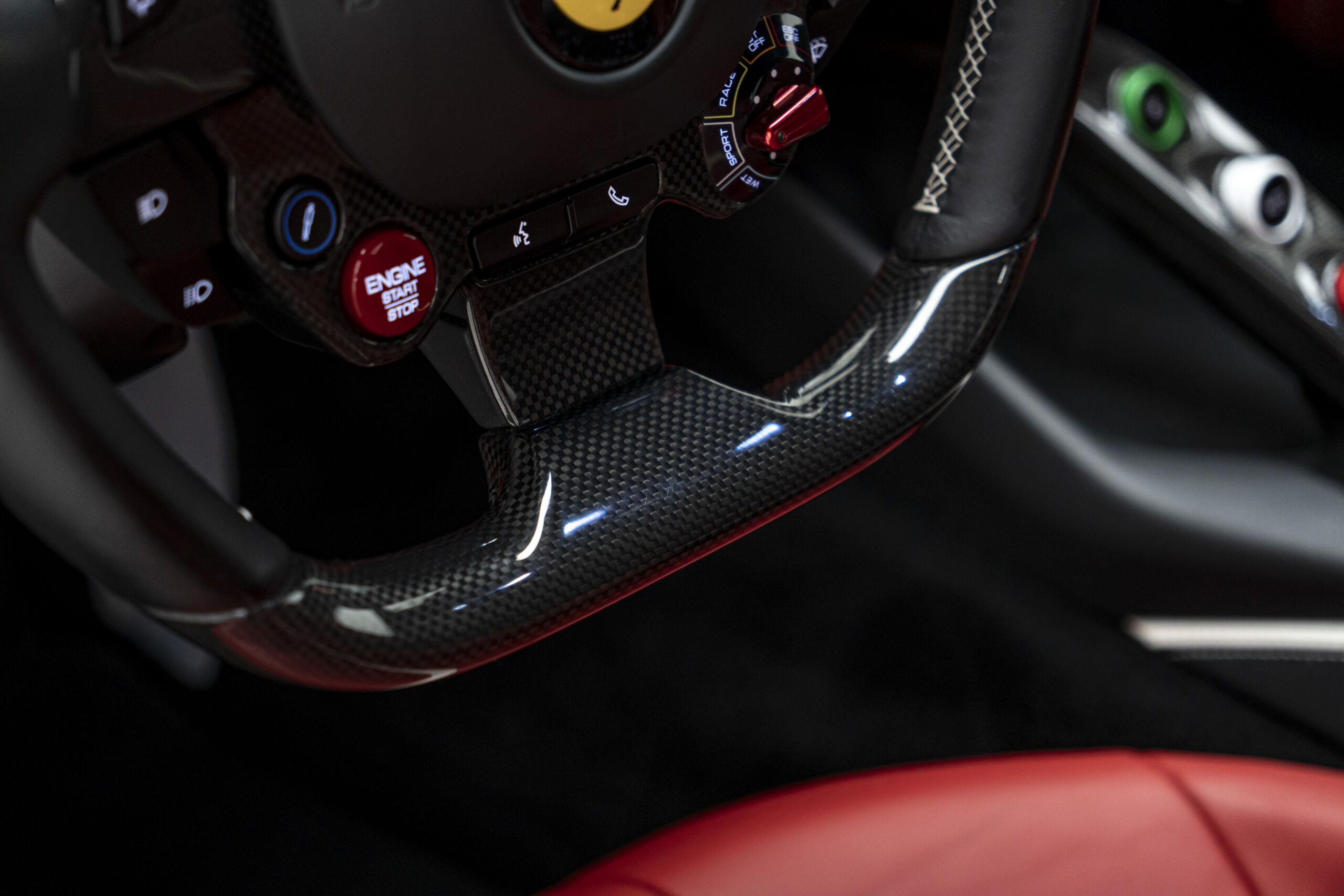 
								2019 Ferrari 812 Superfast full									