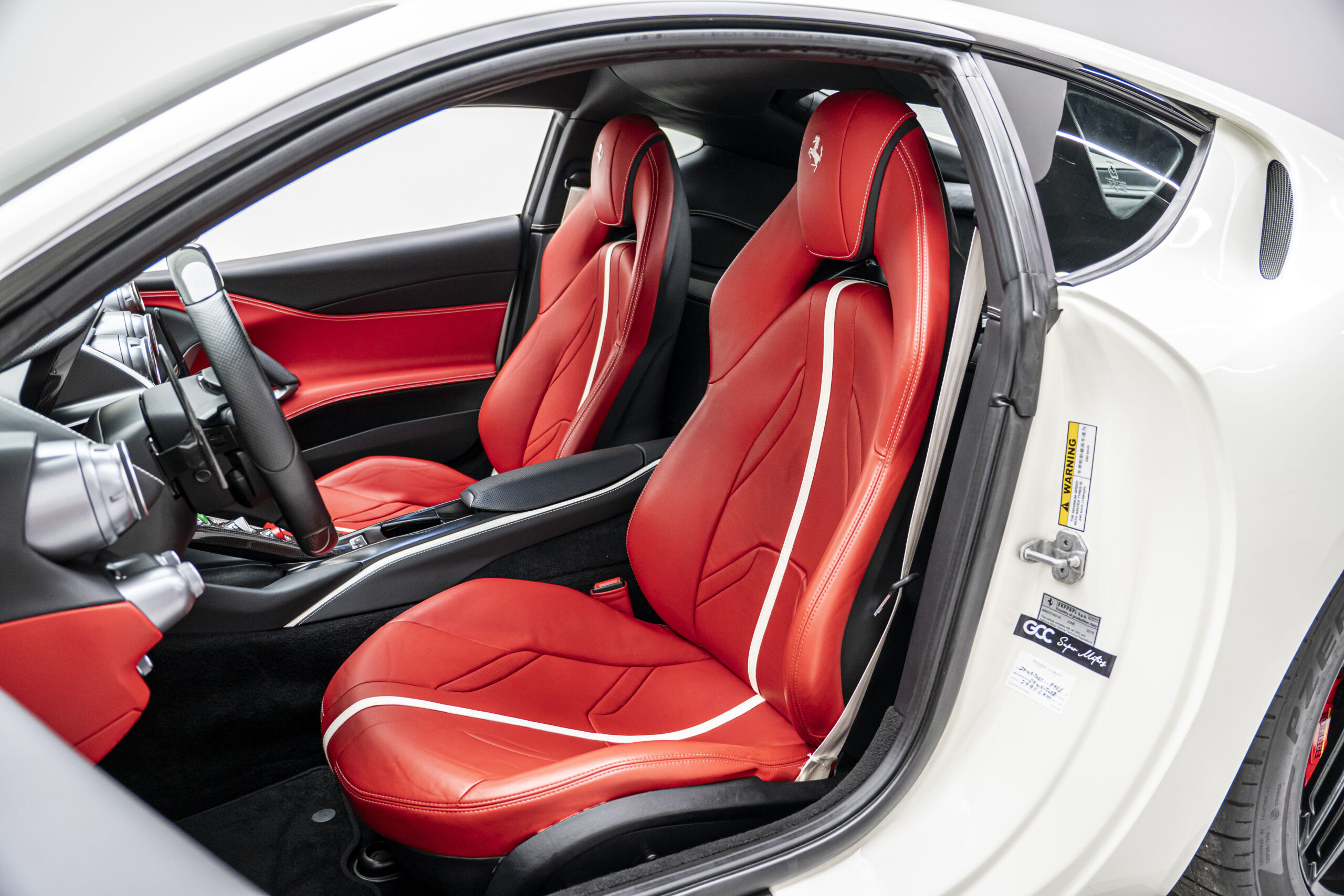 
								2019 Ferrari 812 Superfast full									