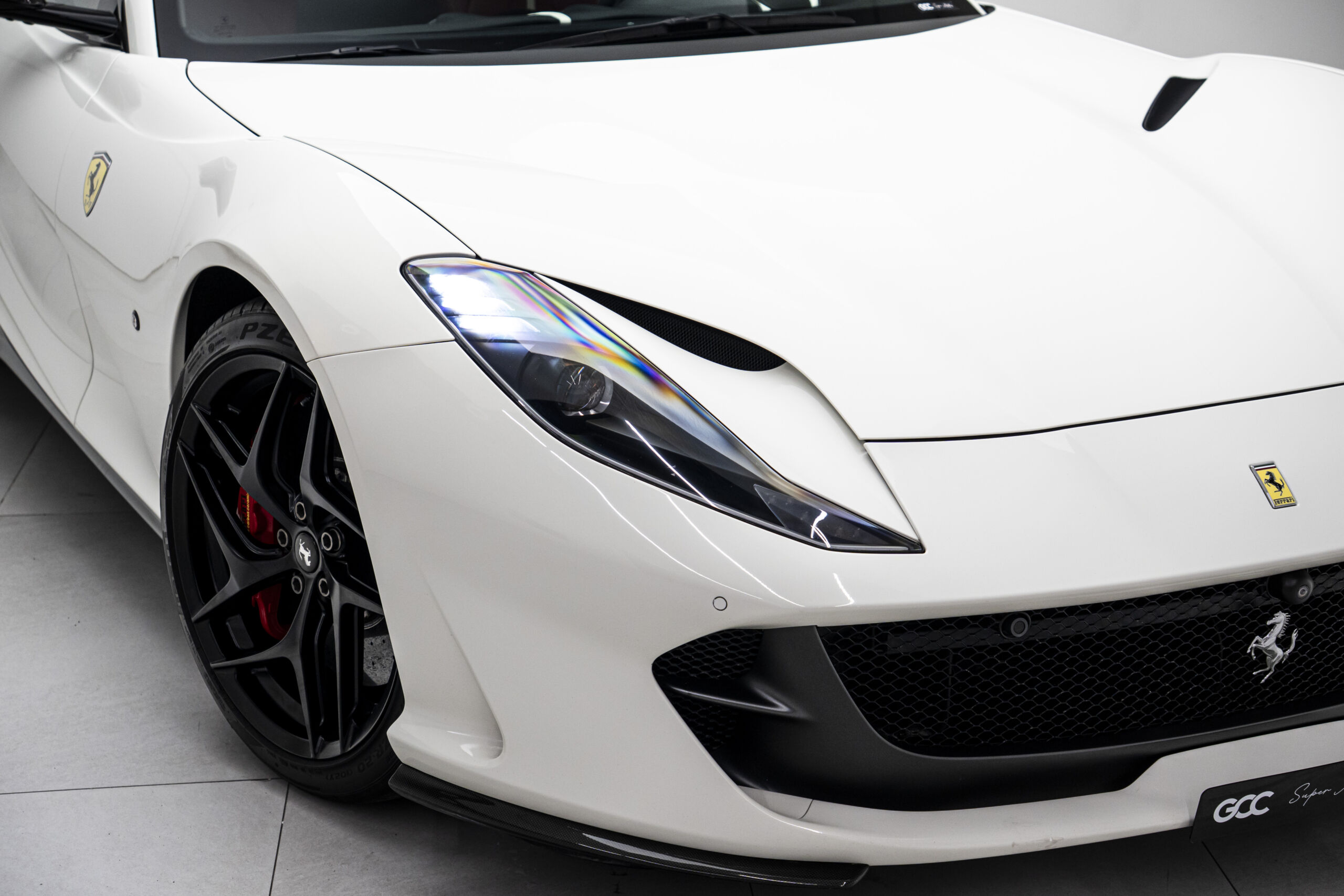 
								2019 Ferrari 812 Superfast full									