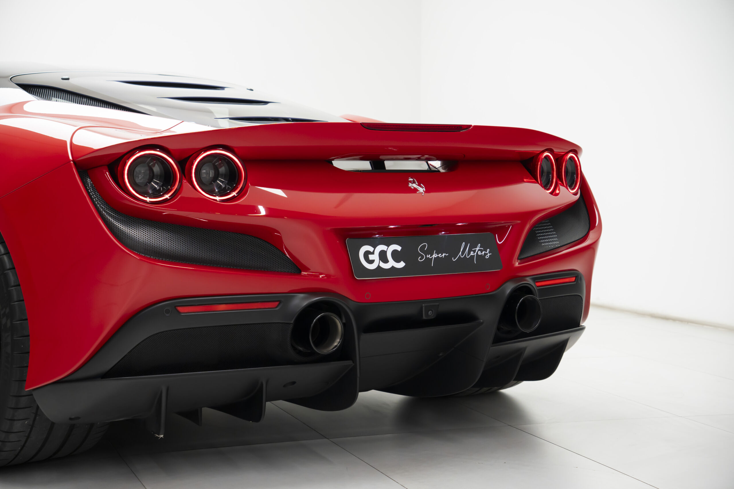 
								2020 Ferrari F8 Tributo full									
