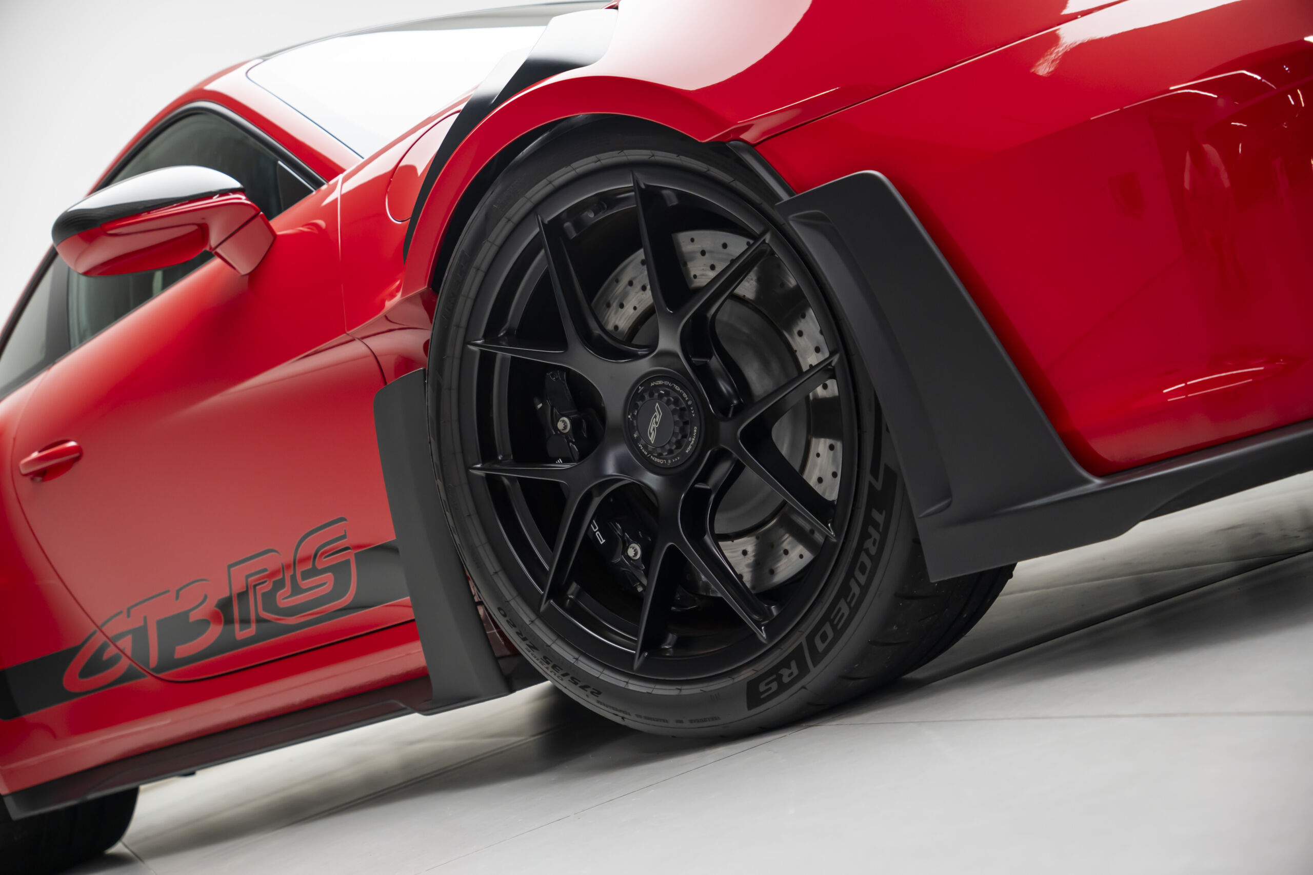 
								2023 Porsche 911 GT3 RS 992 Weissach Clubsport full									