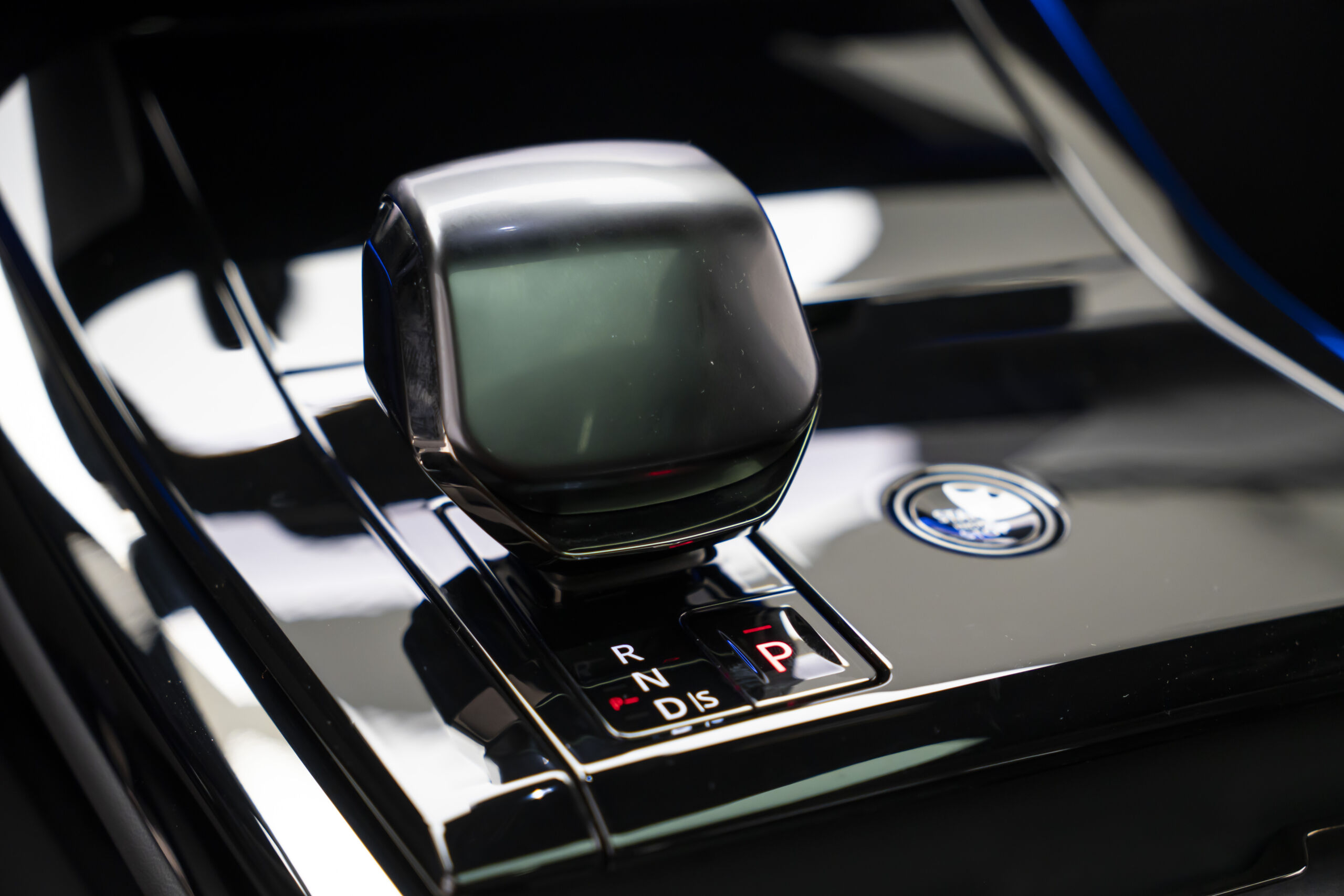 
								2024 Range Rover Sport SV Edition One full									